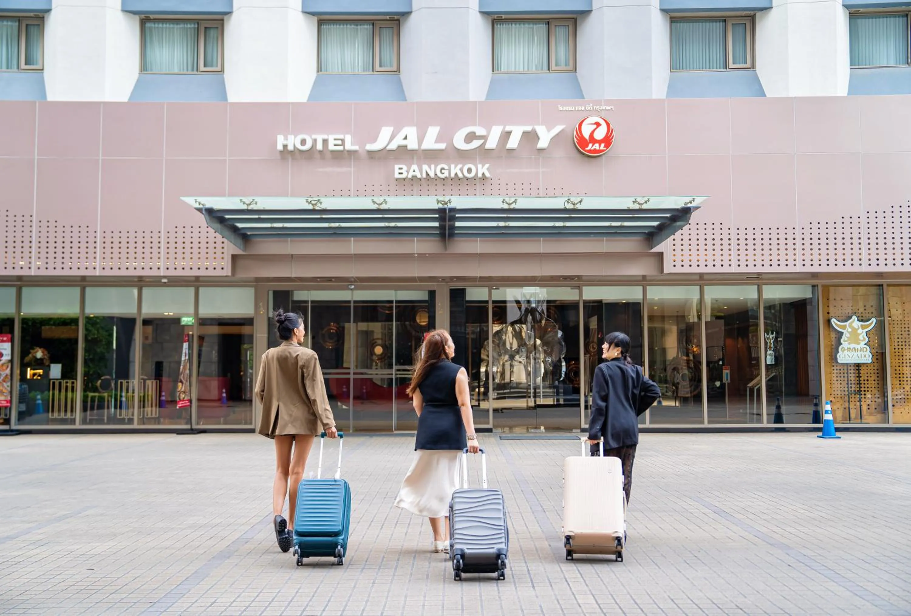 Property building in Hotel JAL City Bangkok