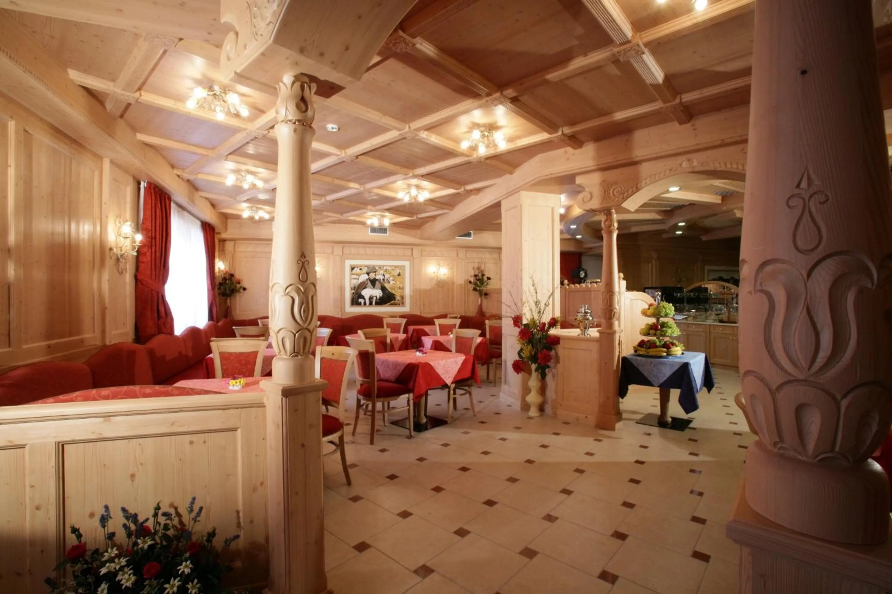 Restaurant/places to eat in Hotel Garni La Roccia