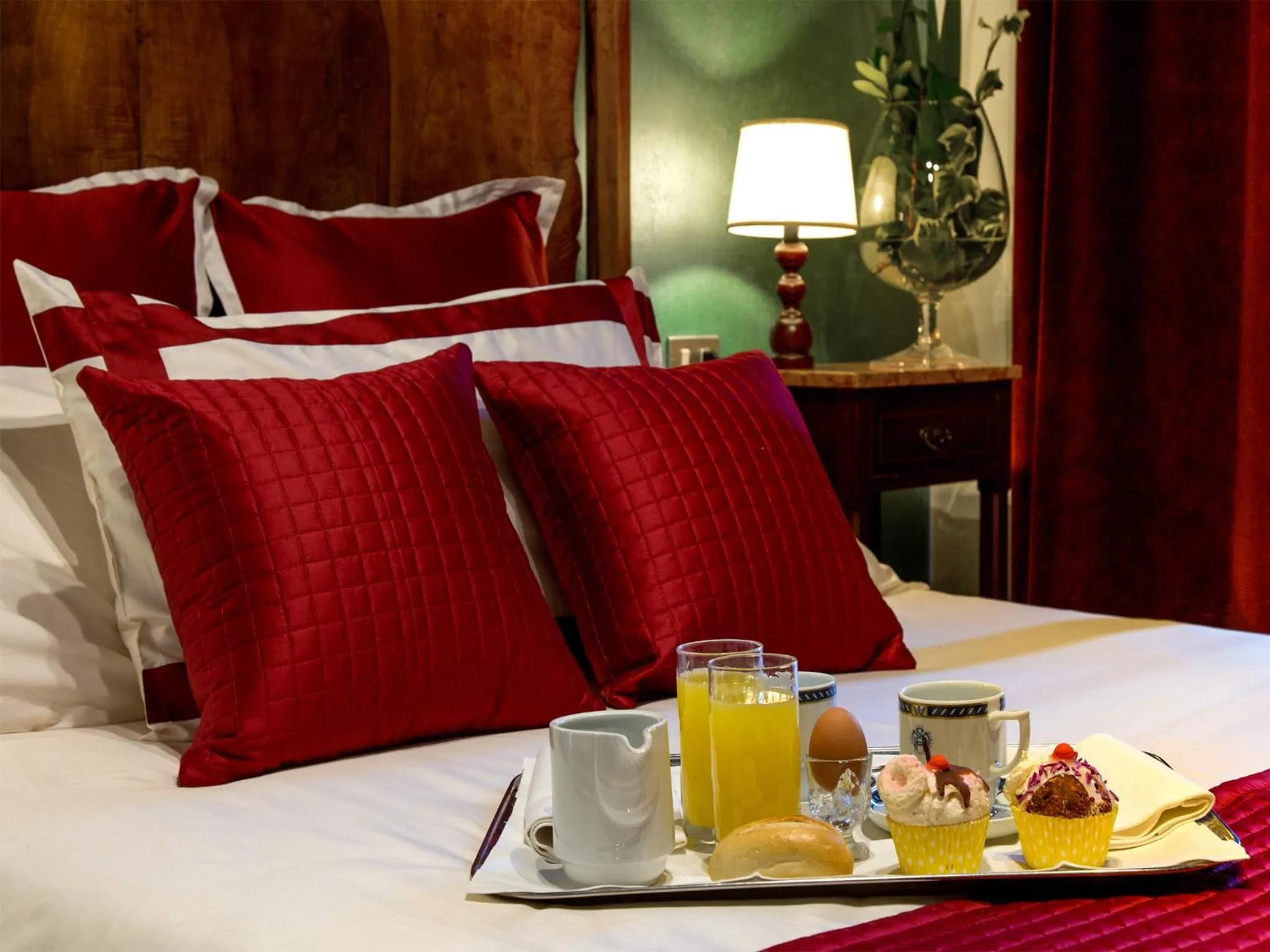 Other, Bed in Hotel San Marco