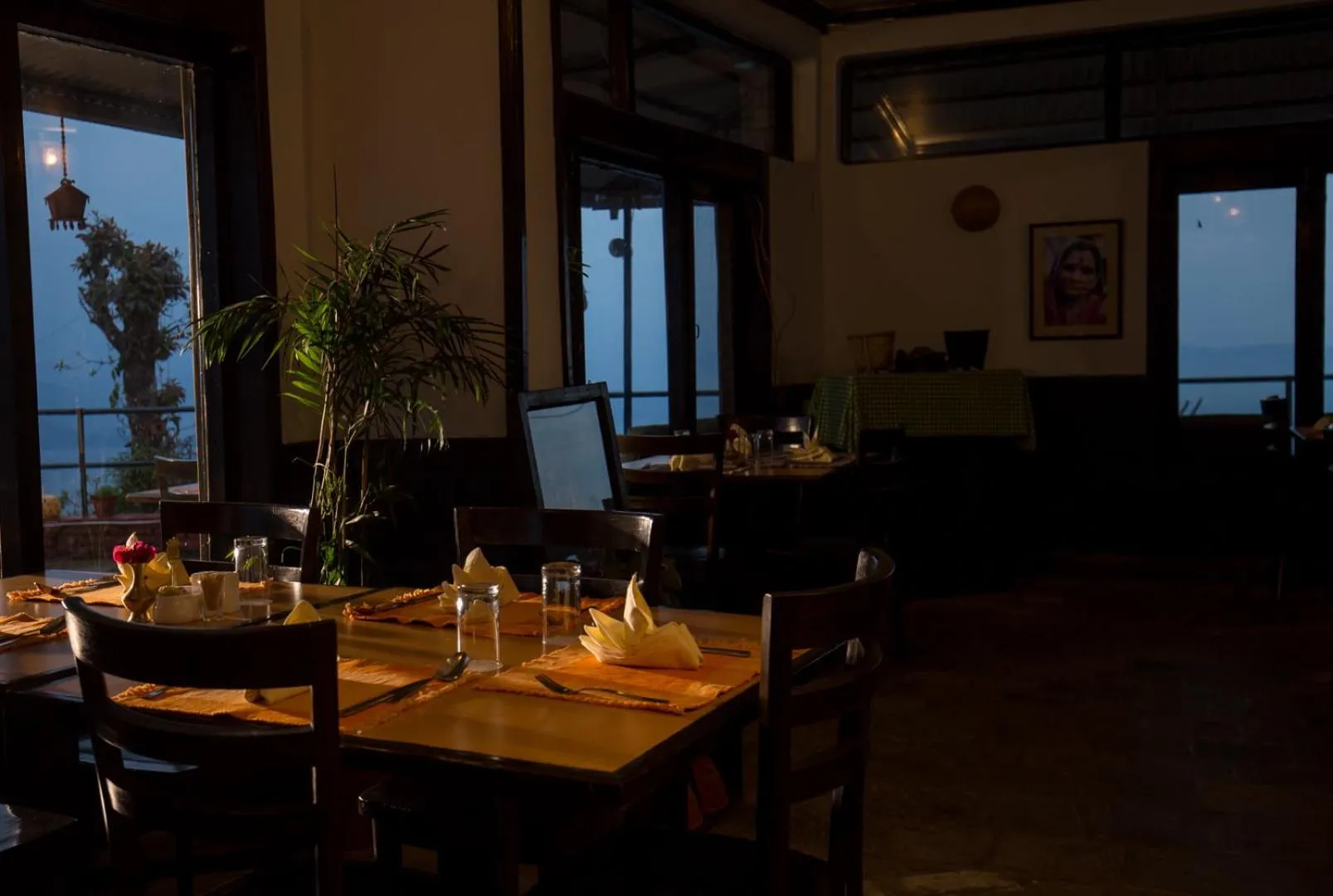 Restaurant/places to eat in Raniban Retreat