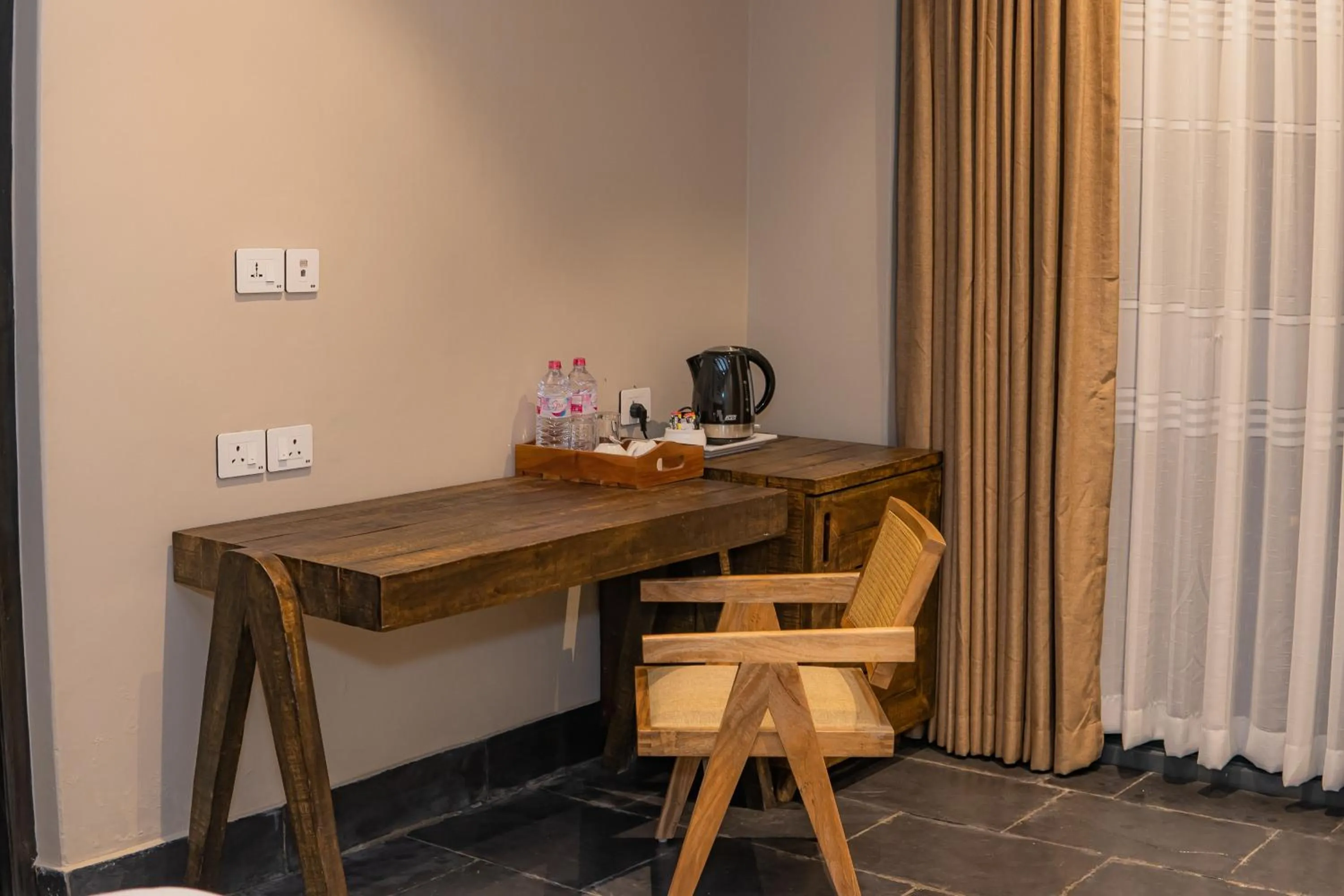 Coffee/tea facilities in Raniban Retreat