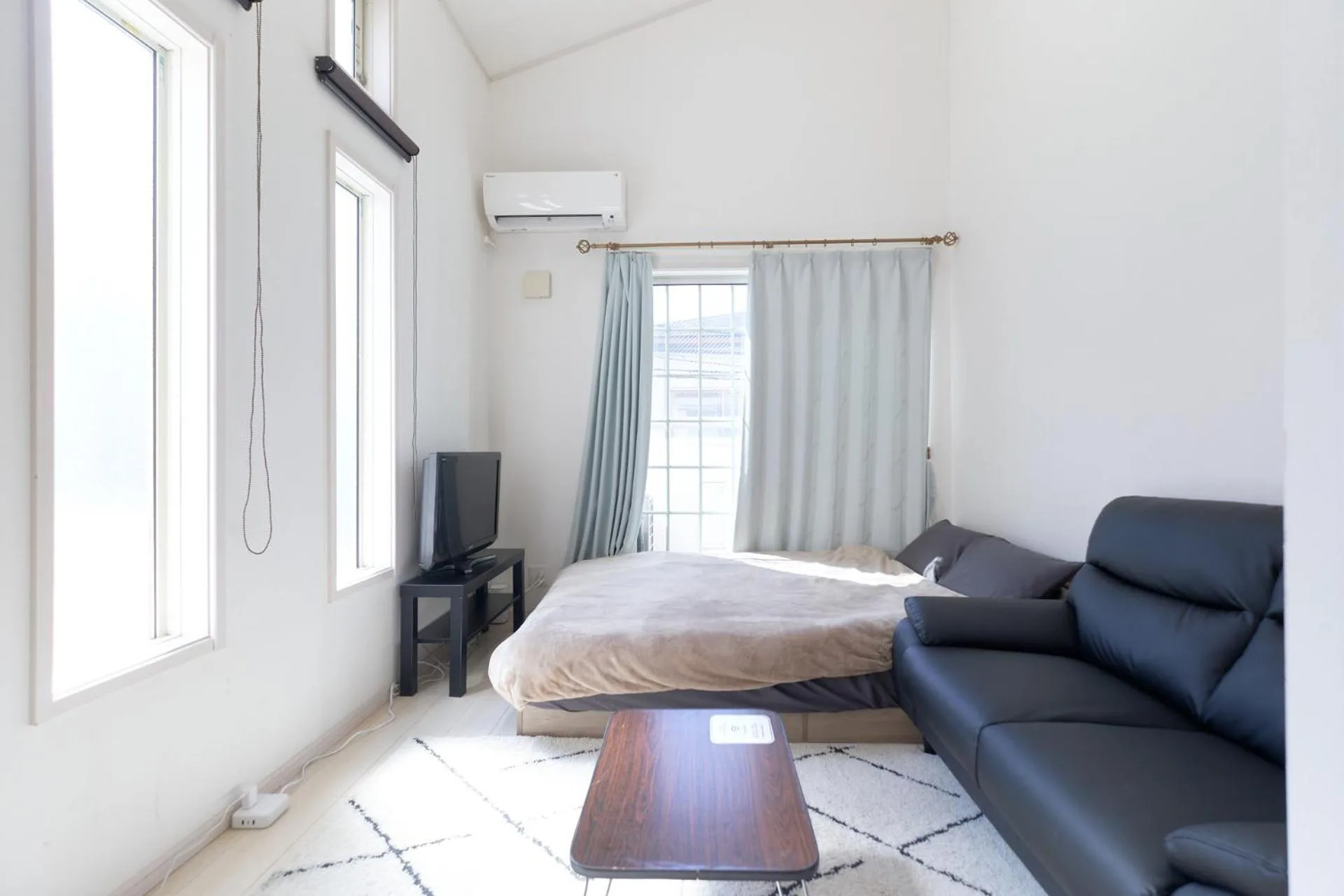 Bed in Soshigaya Apartment by Tranova