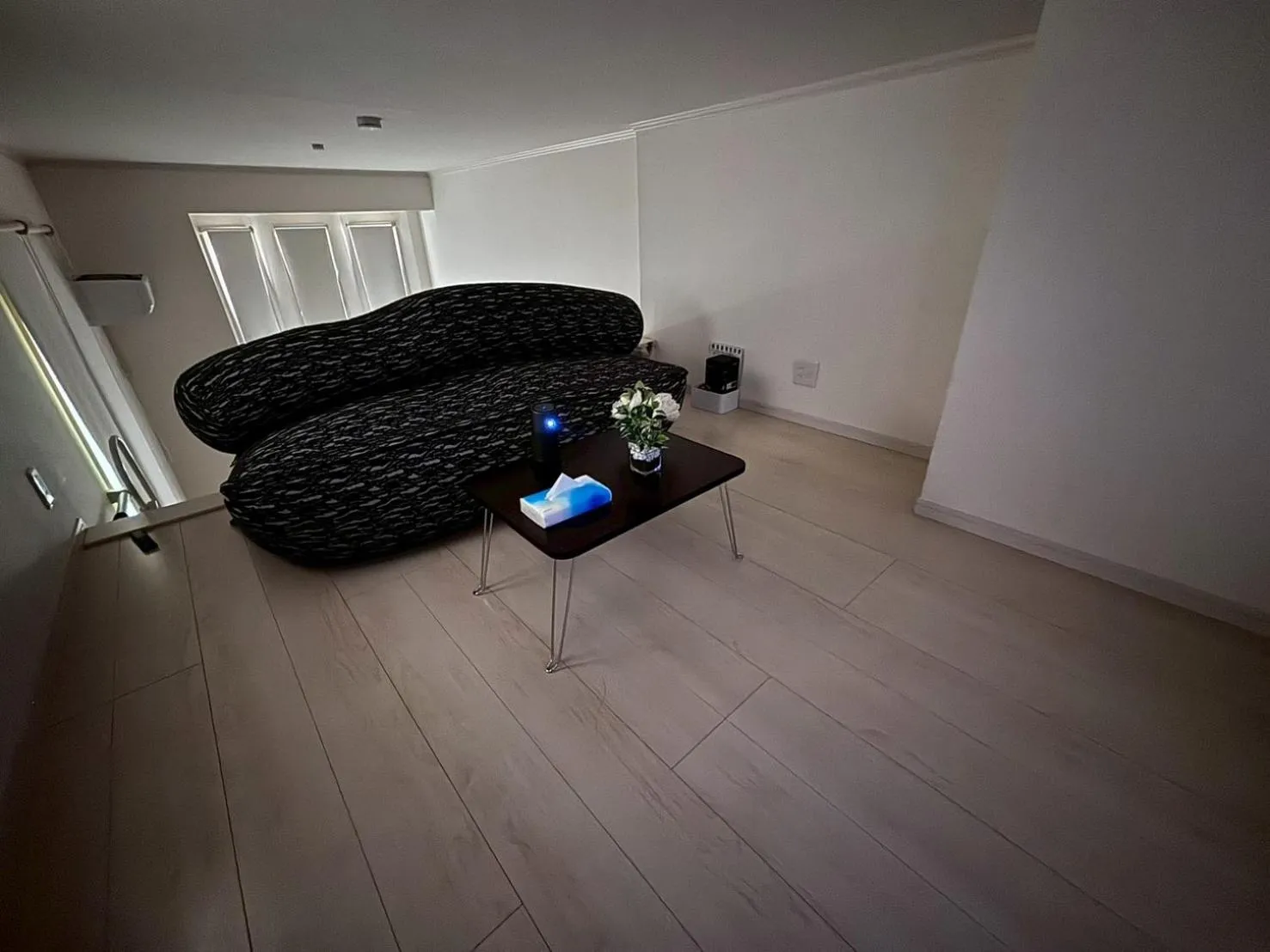 Soshigaya Apartment by Tranova