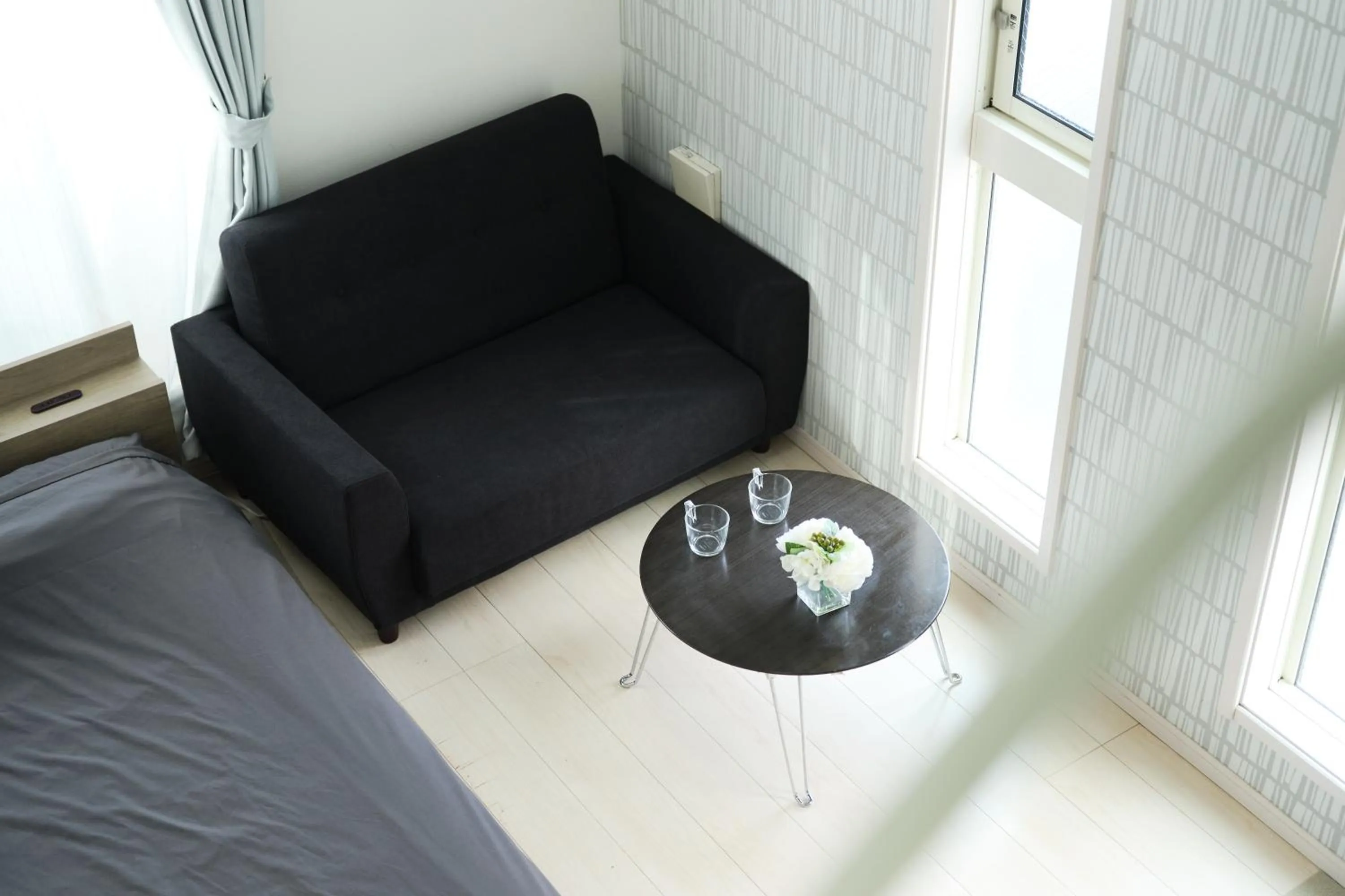 Soshigaya Apartment by Tranova