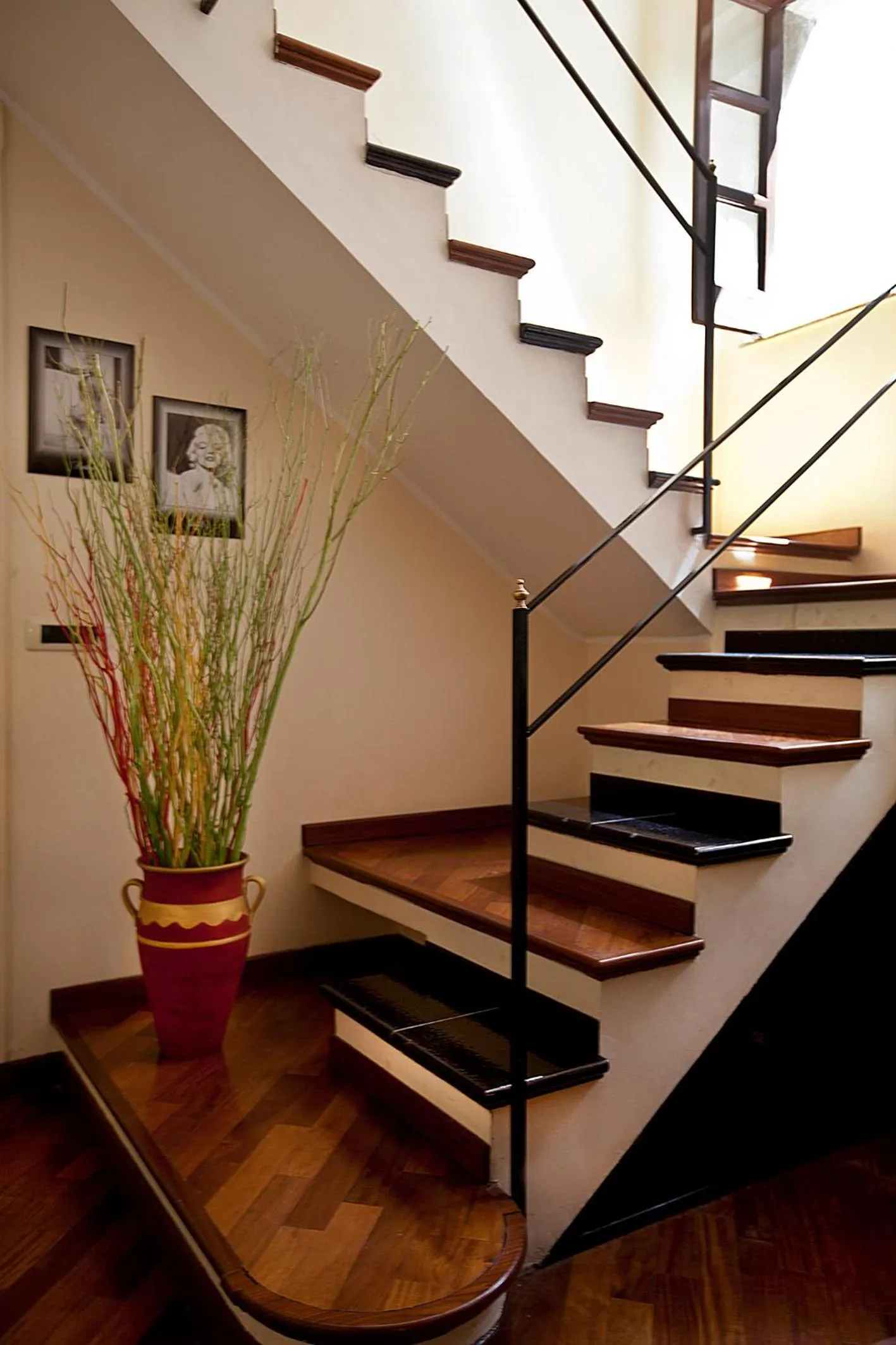 Decorative detail in B&B Alba