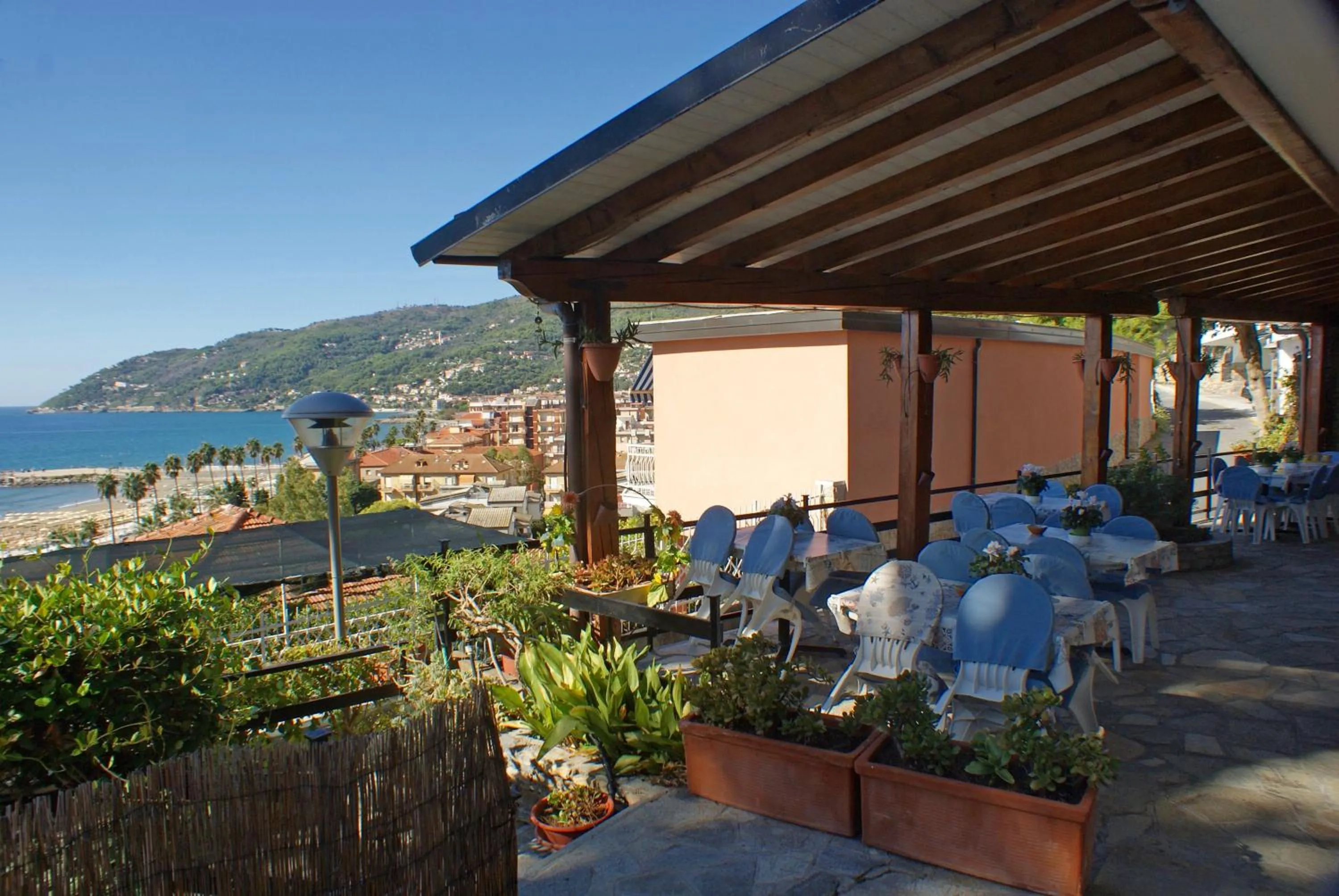 Balcony/Terrace in Albergo La Pineta