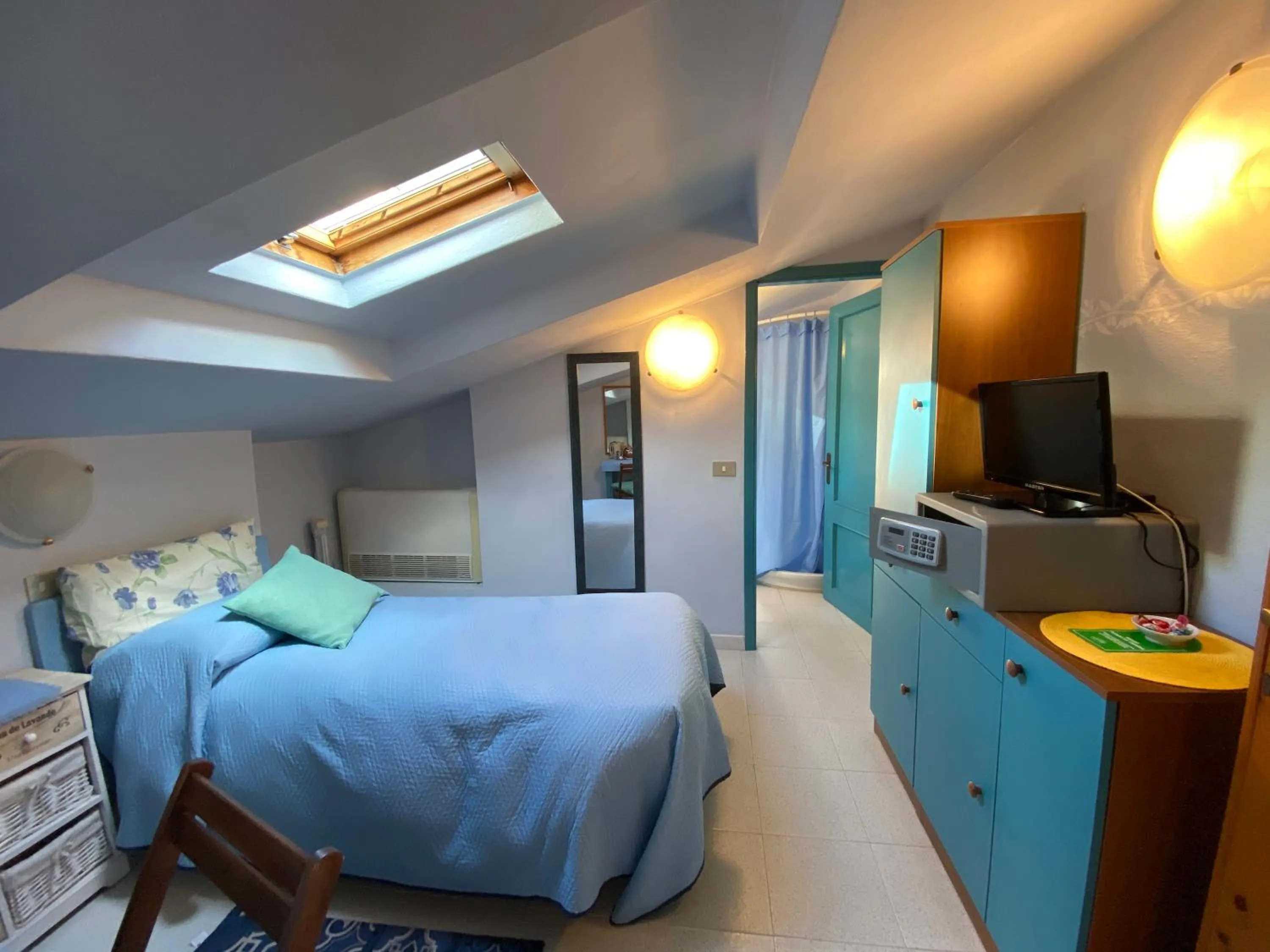 Photo of the whole room, Bed in Albergo La Pineta