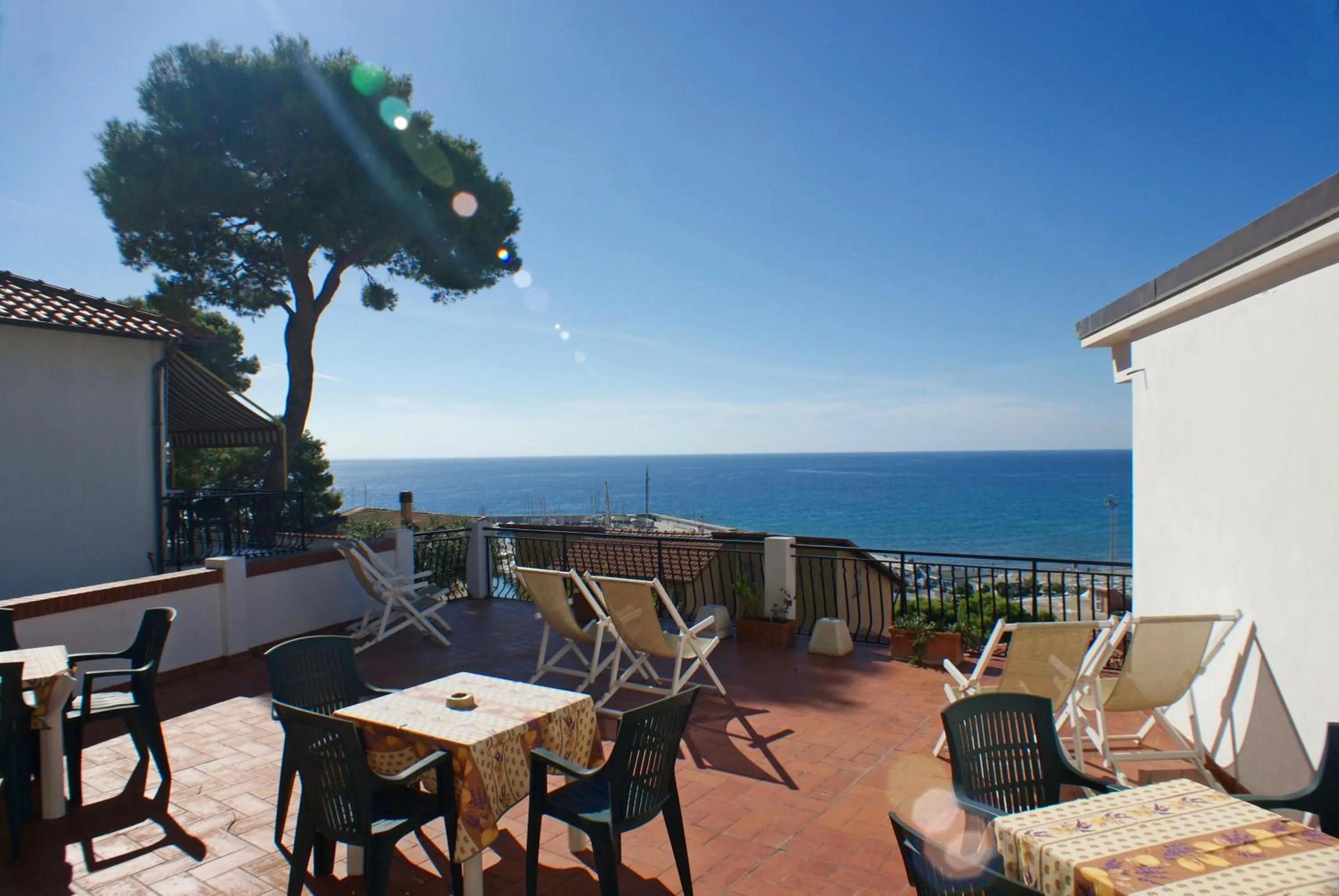 Solarium in Albergo La Pineta