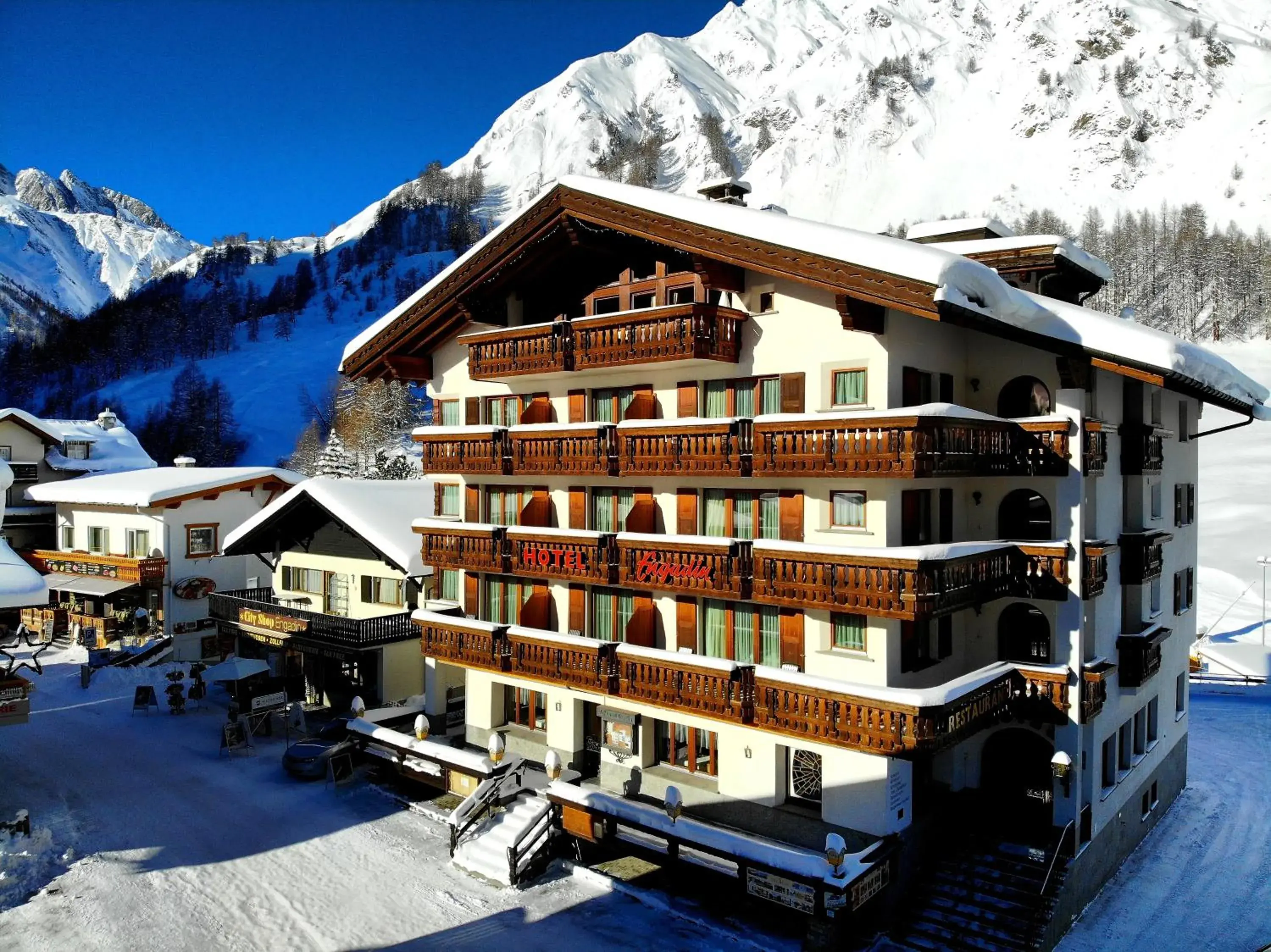 Wellnesshotel Engadin Wellnesshotel Engadin