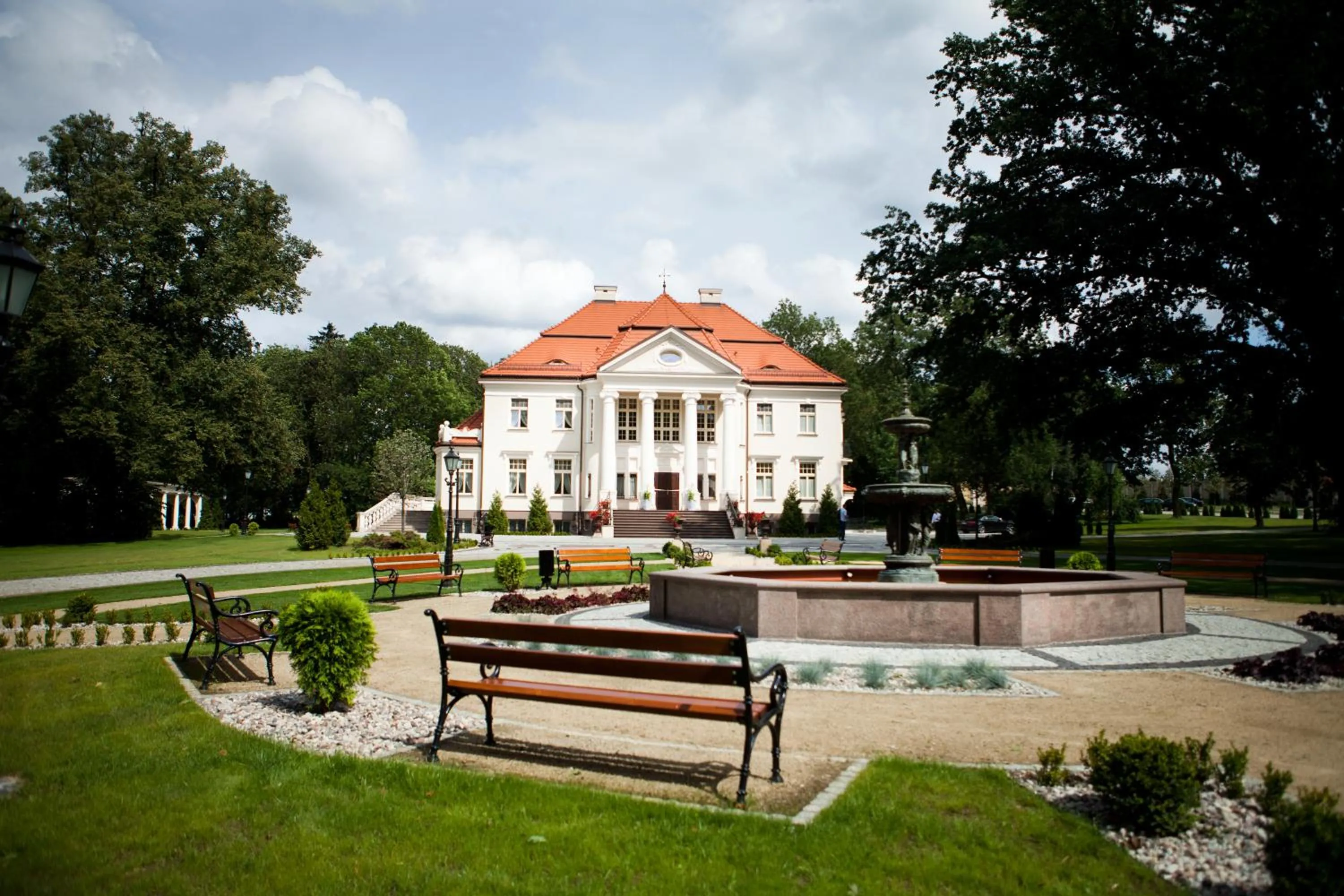 Area and facilities in Pałac Tłokinia