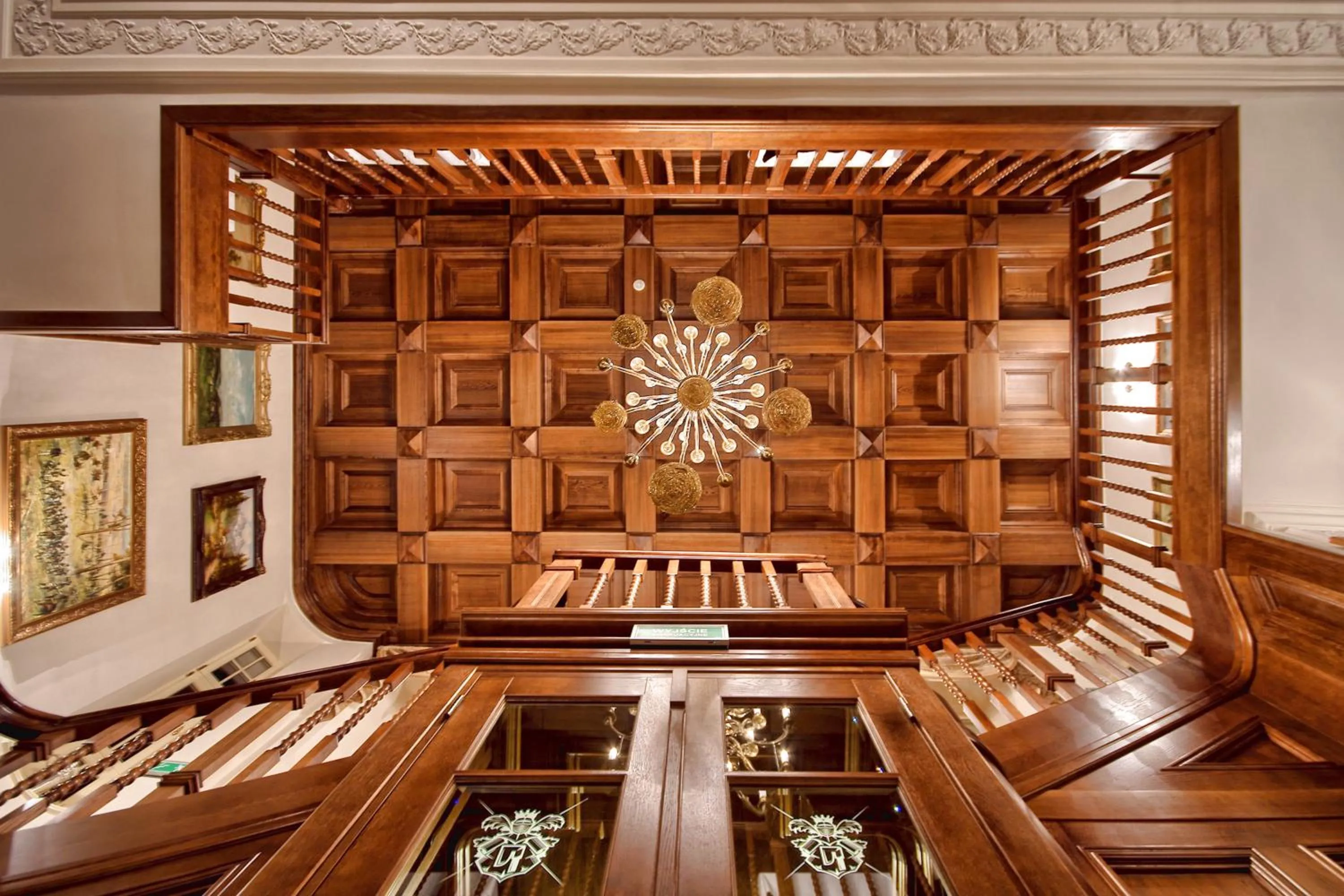 Decorative detail in Pałac Tłokinia