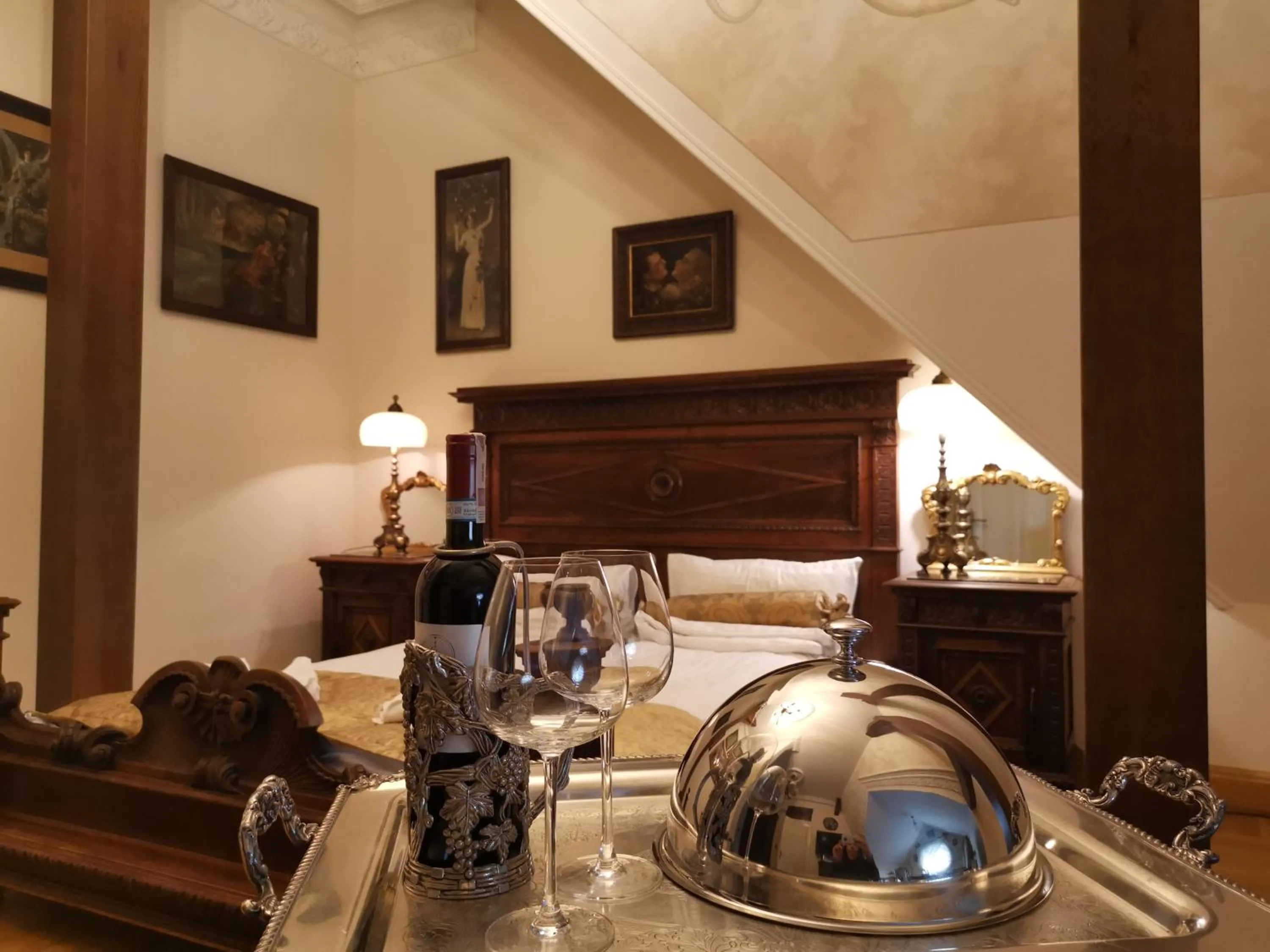 Food, Bed in Pałac Tłokinia