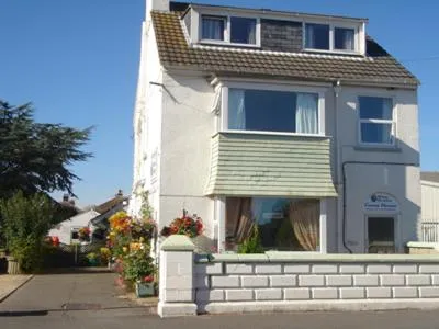 Property building in White Heather Guest House
