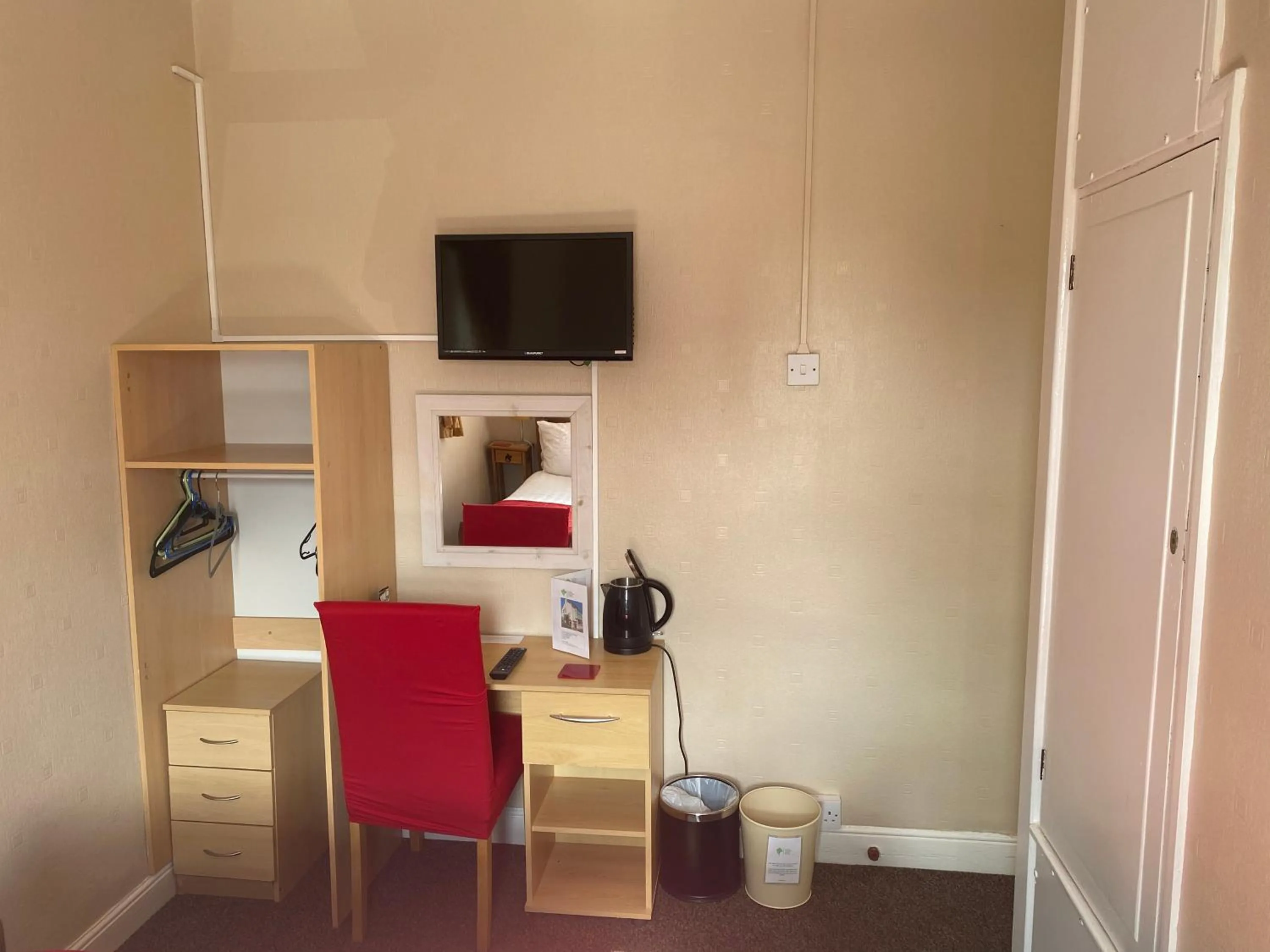 TV and multimedia in White Heather Guest House