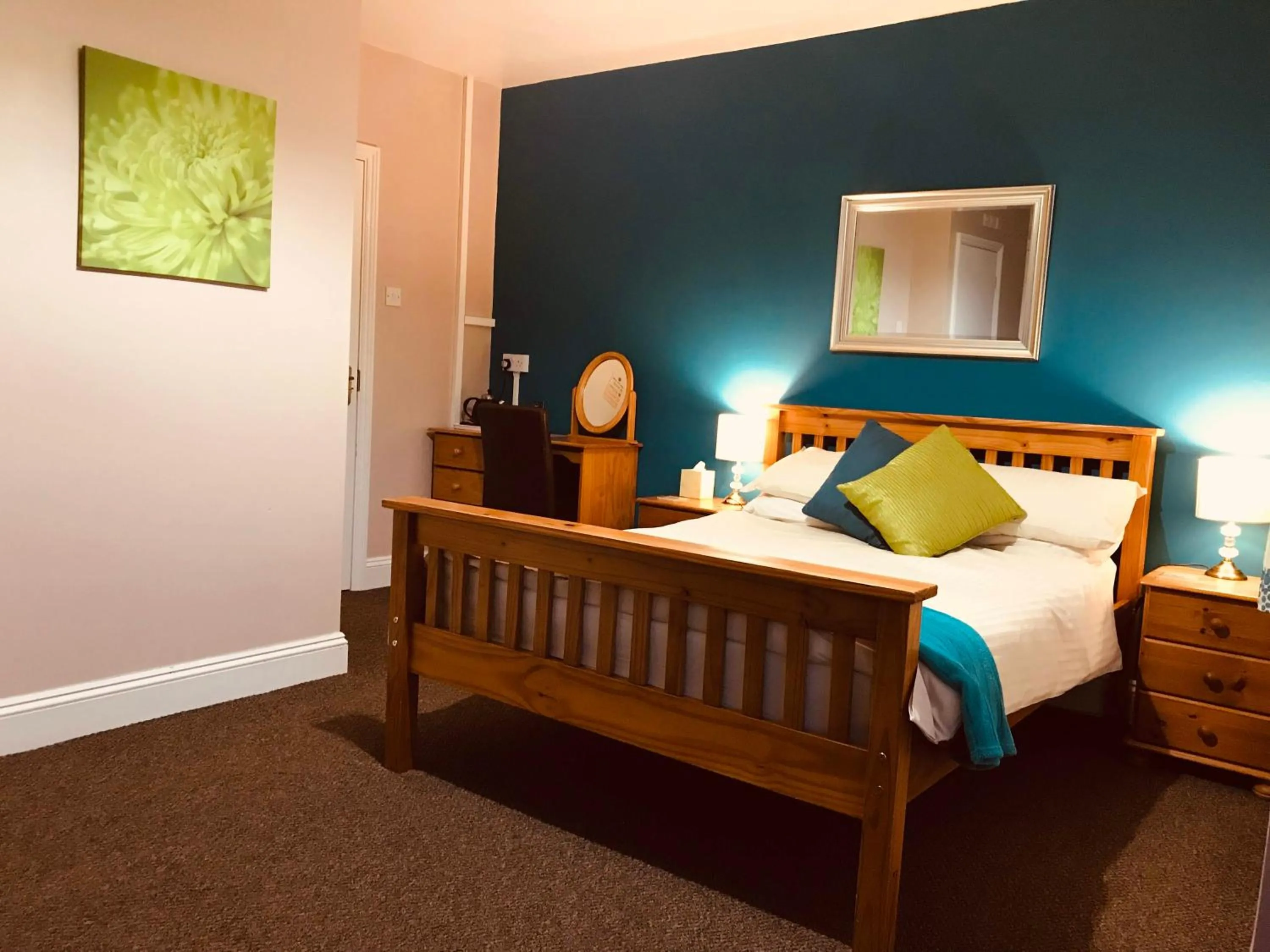 Bed in White Heather Guest House