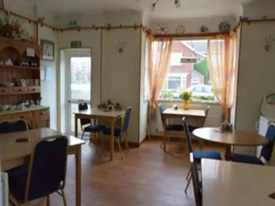 Restaurant/places to eat in White Heather Guest House