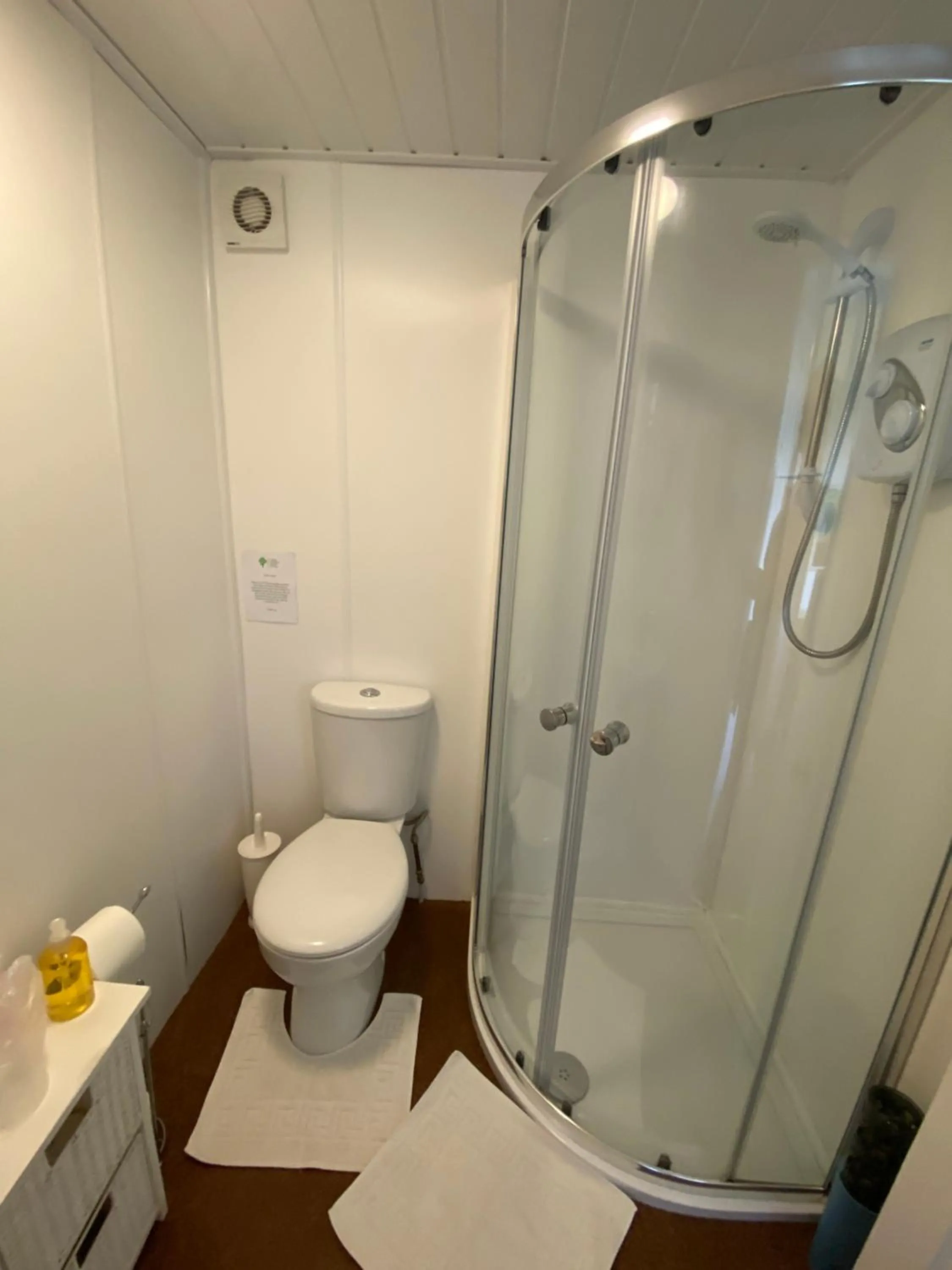 Shower in White Heather Guest House