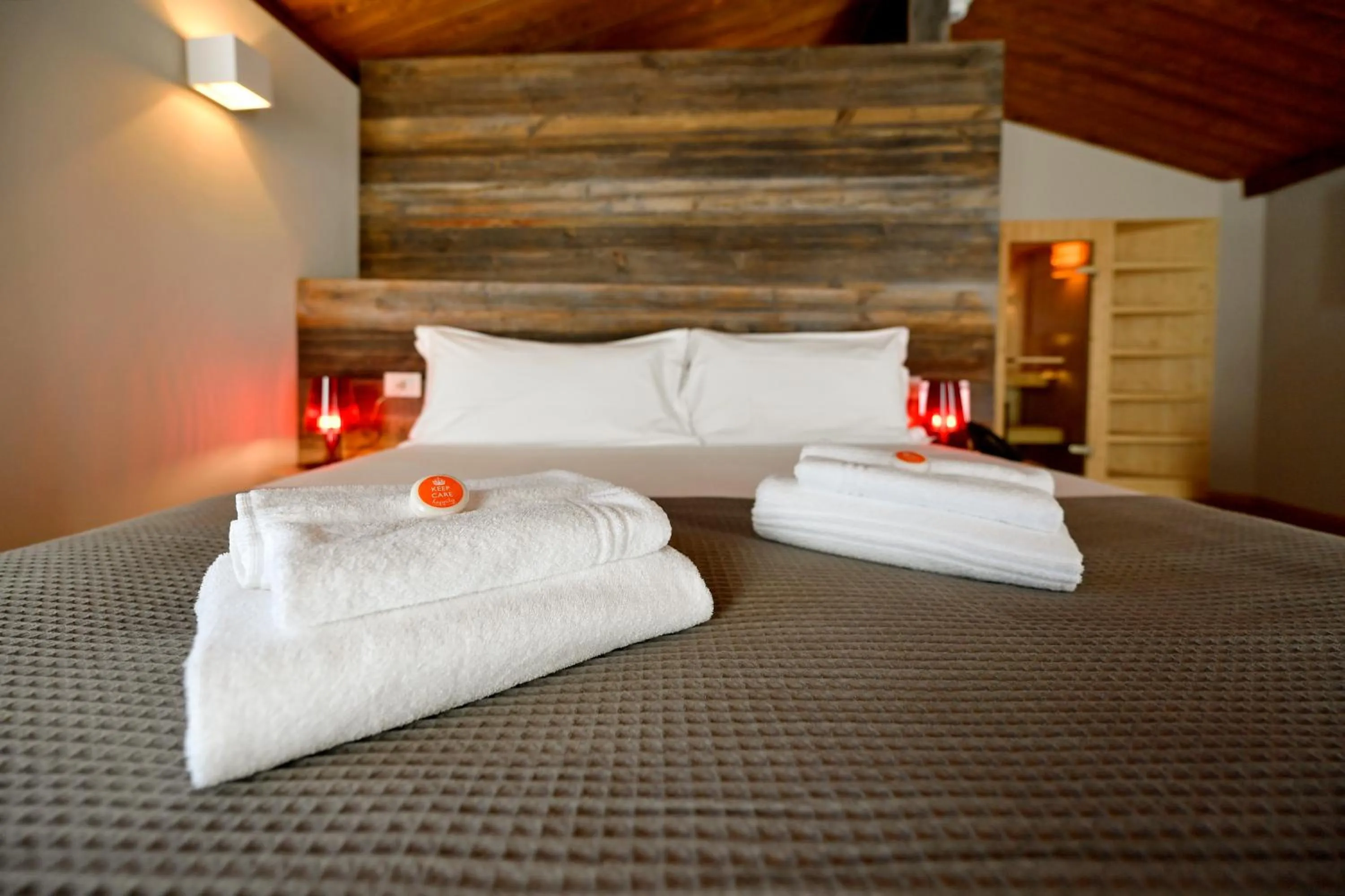 Bed in Du Parc Hotel