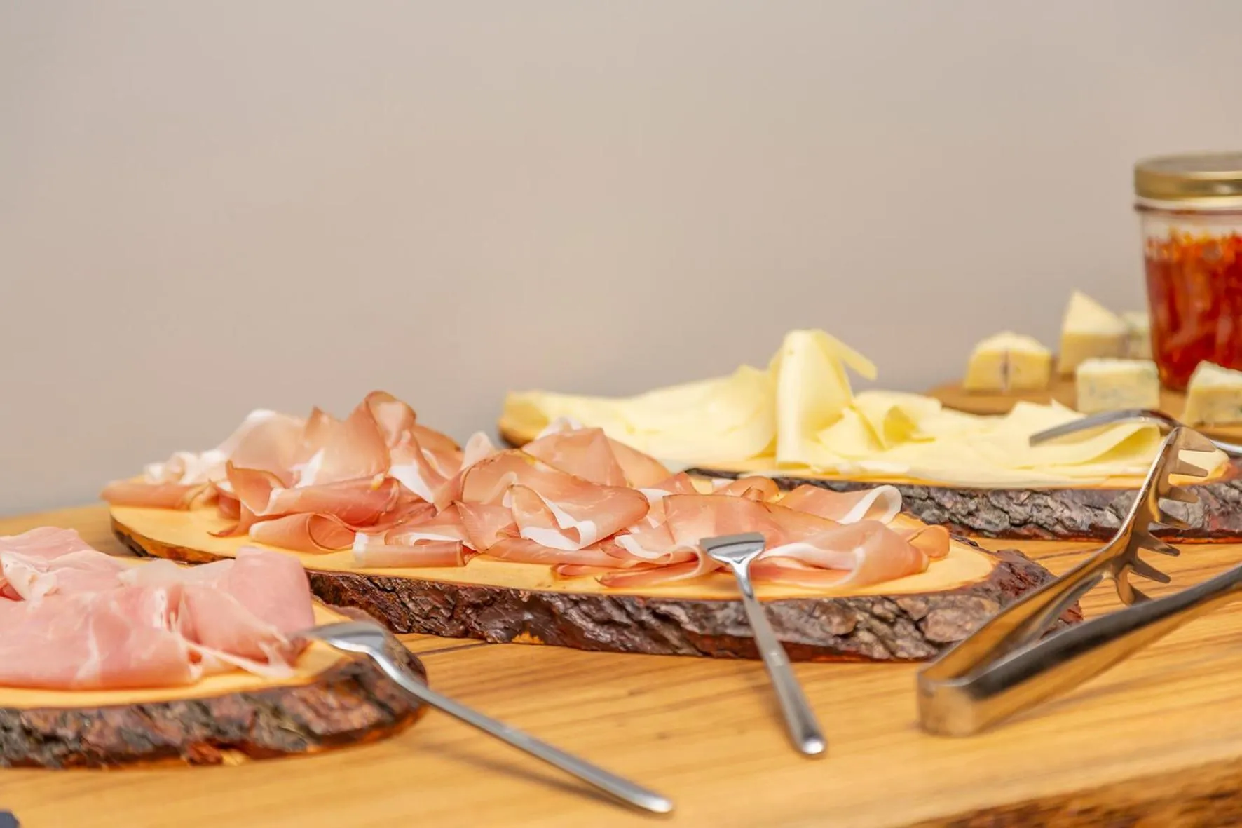 Breakfast in Du Parc Hotel