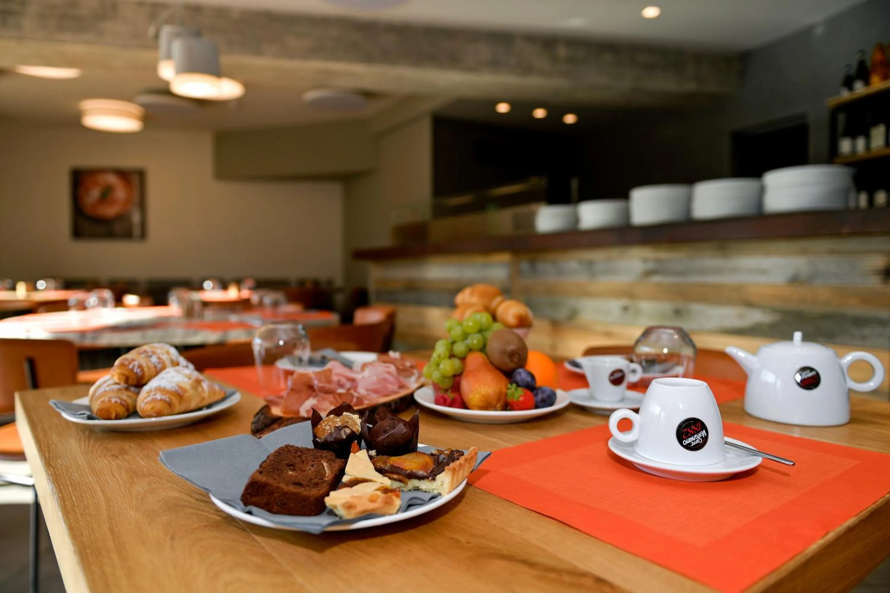 Breakfast in Du Parc Hotel