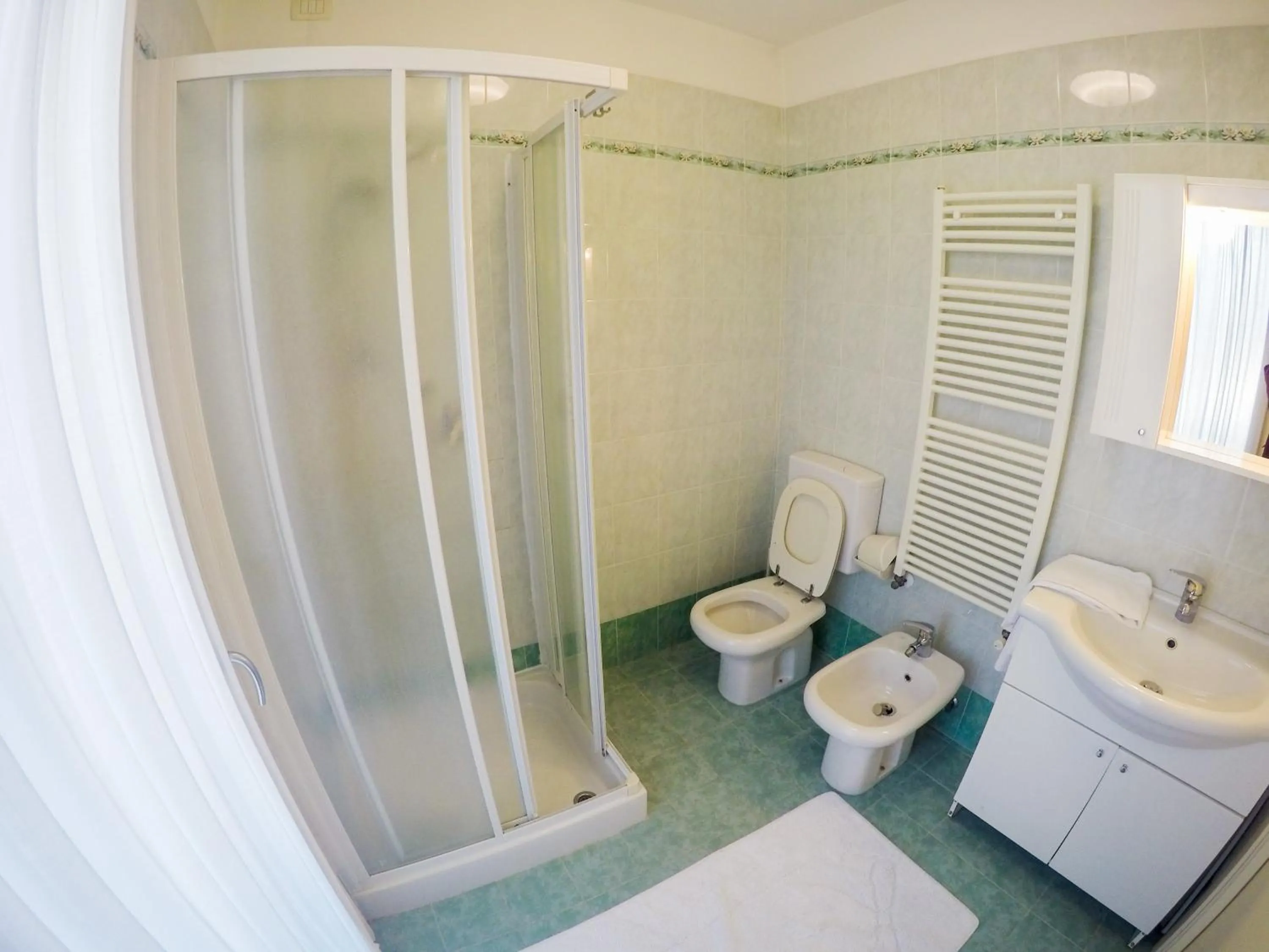 Bathroom in Residence Solemar - Agenzia Cocal