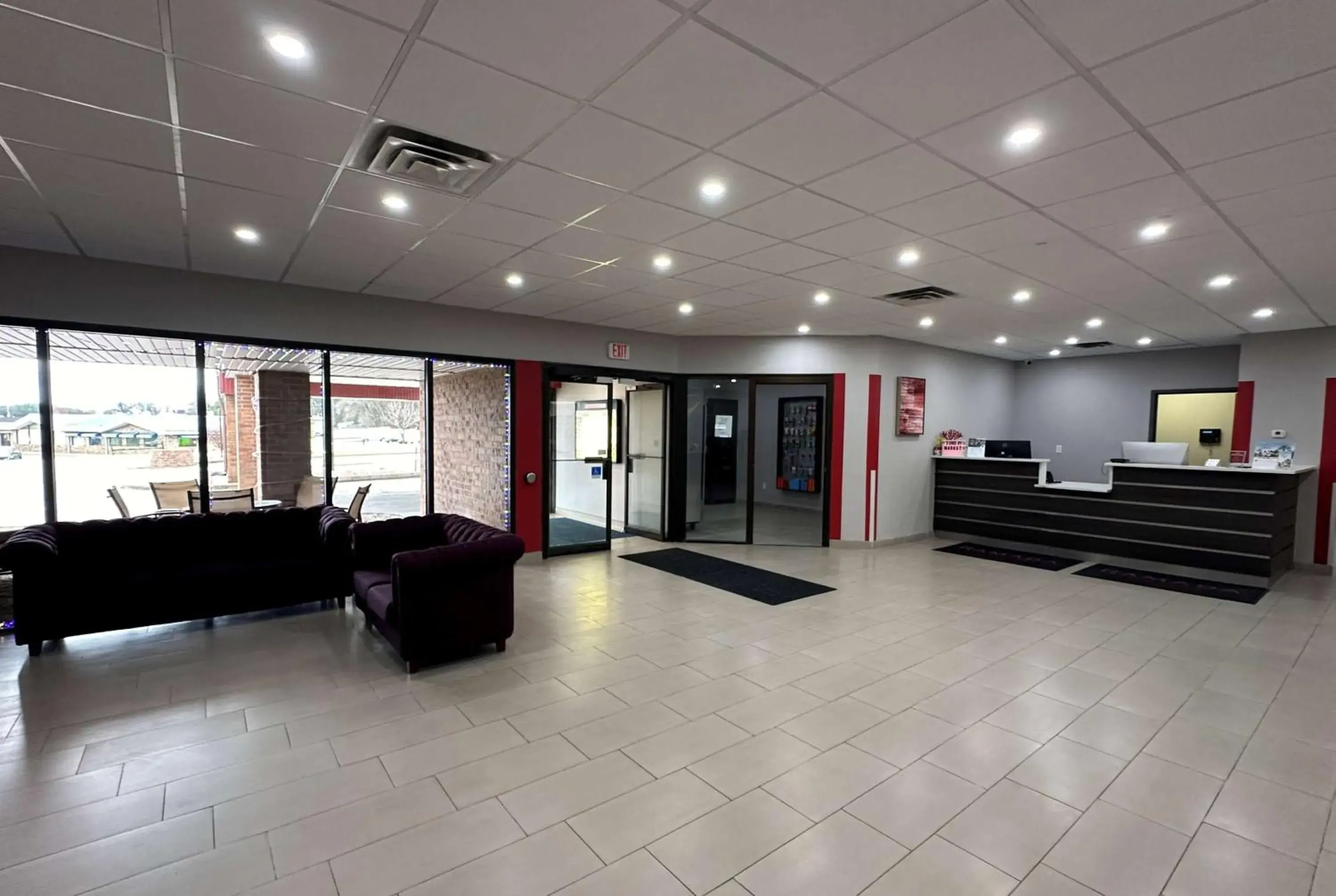 Lobby or reception in Ramada by Wyndham Waupaca Lobby or reception in Ramada by Wyndham Waupaca