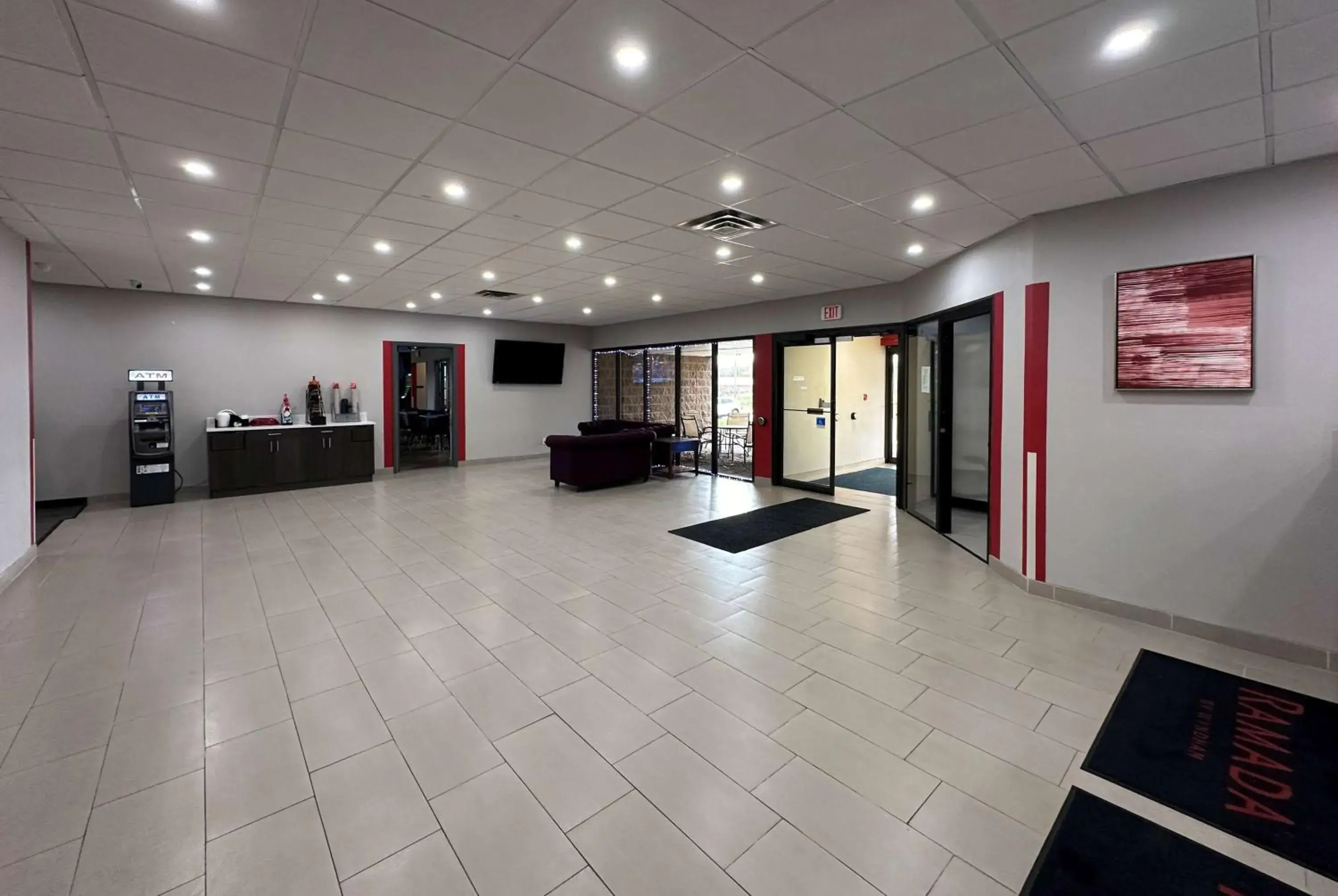 Lobby or reception in Ramada by Wyndham Waupaca Lobby or reception in Ramada by Wyndham Waupaca
