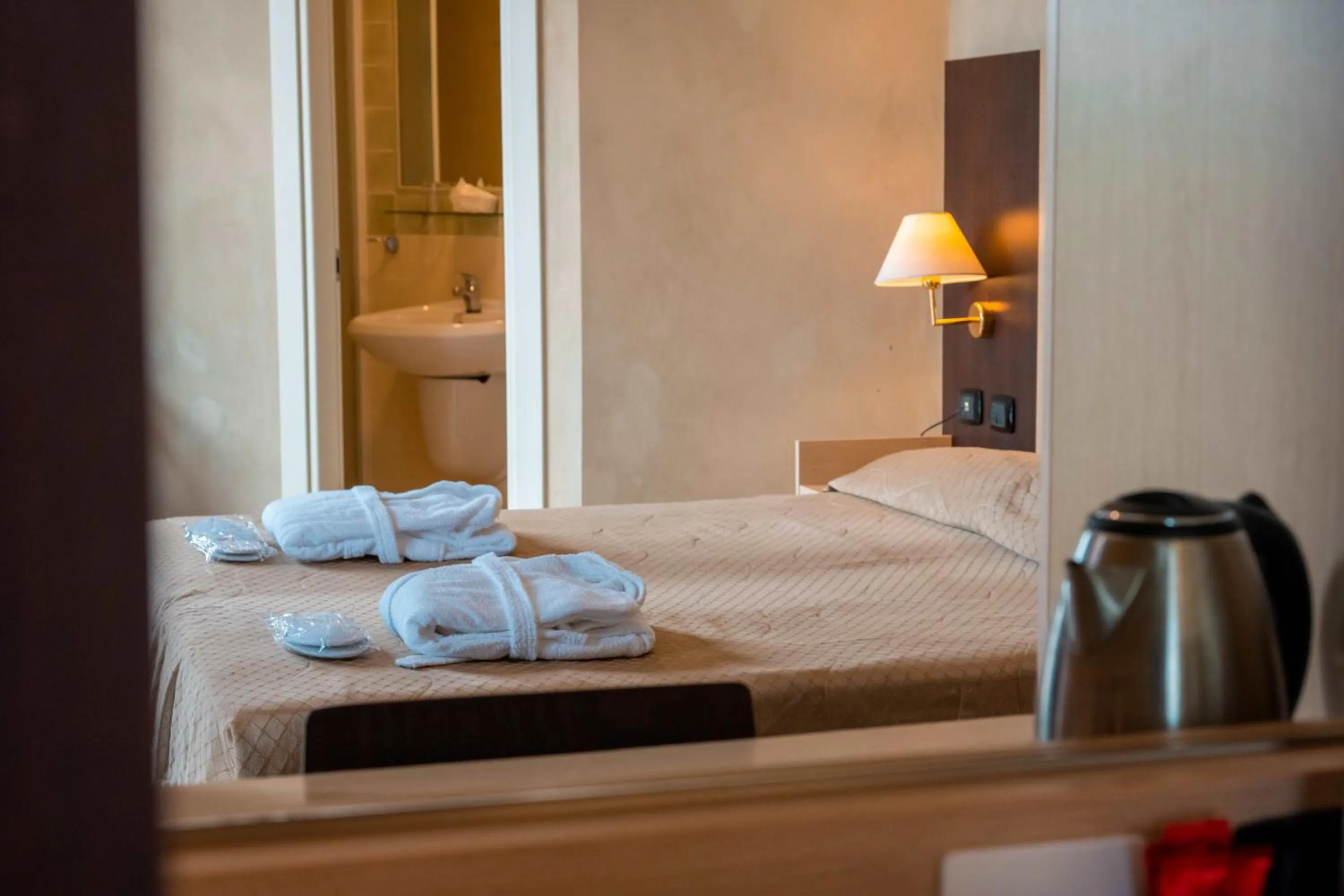 Bed in Hotel Terme Pellegrini