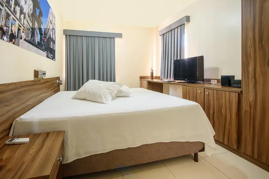 Bed in Plaza Suite Hotel Bed in Plaza Suite Hotel