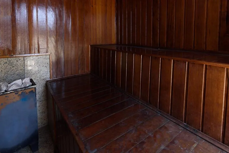 Sauna in Plaza Suite Hotel