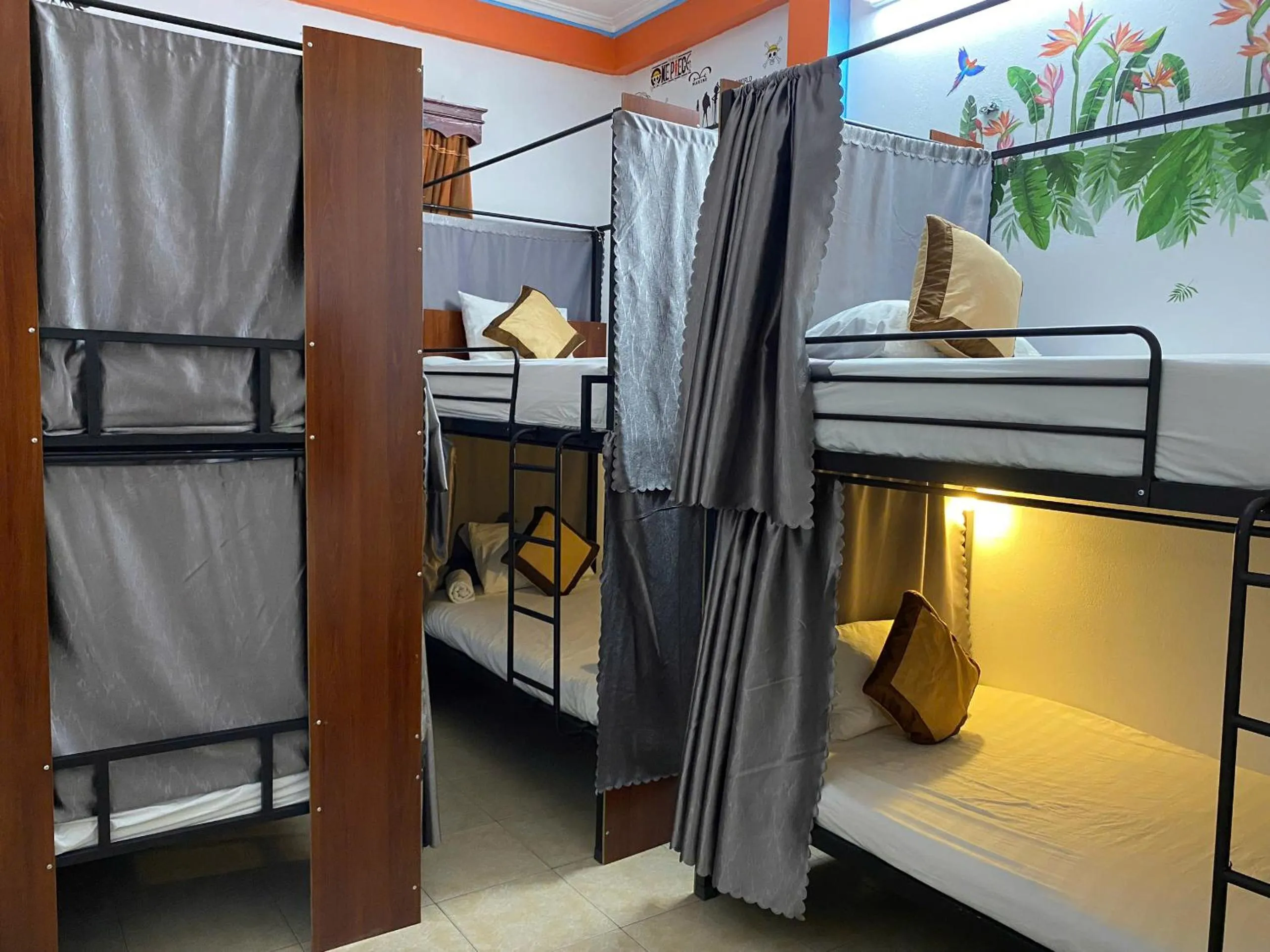 bunk bed, Bed in Alex Ha Long Hotel