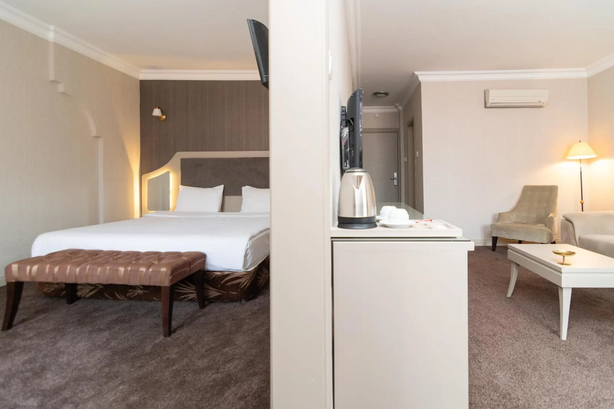 Bed in Asrin Park Hotel & Spa Convention Center