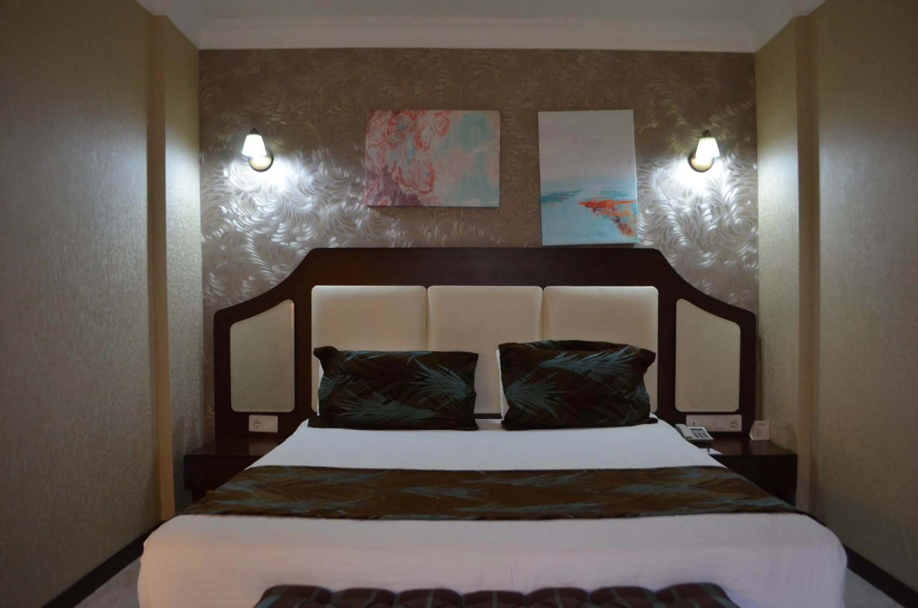 Bed in Asrin Park Hotel & Spa Convention Center