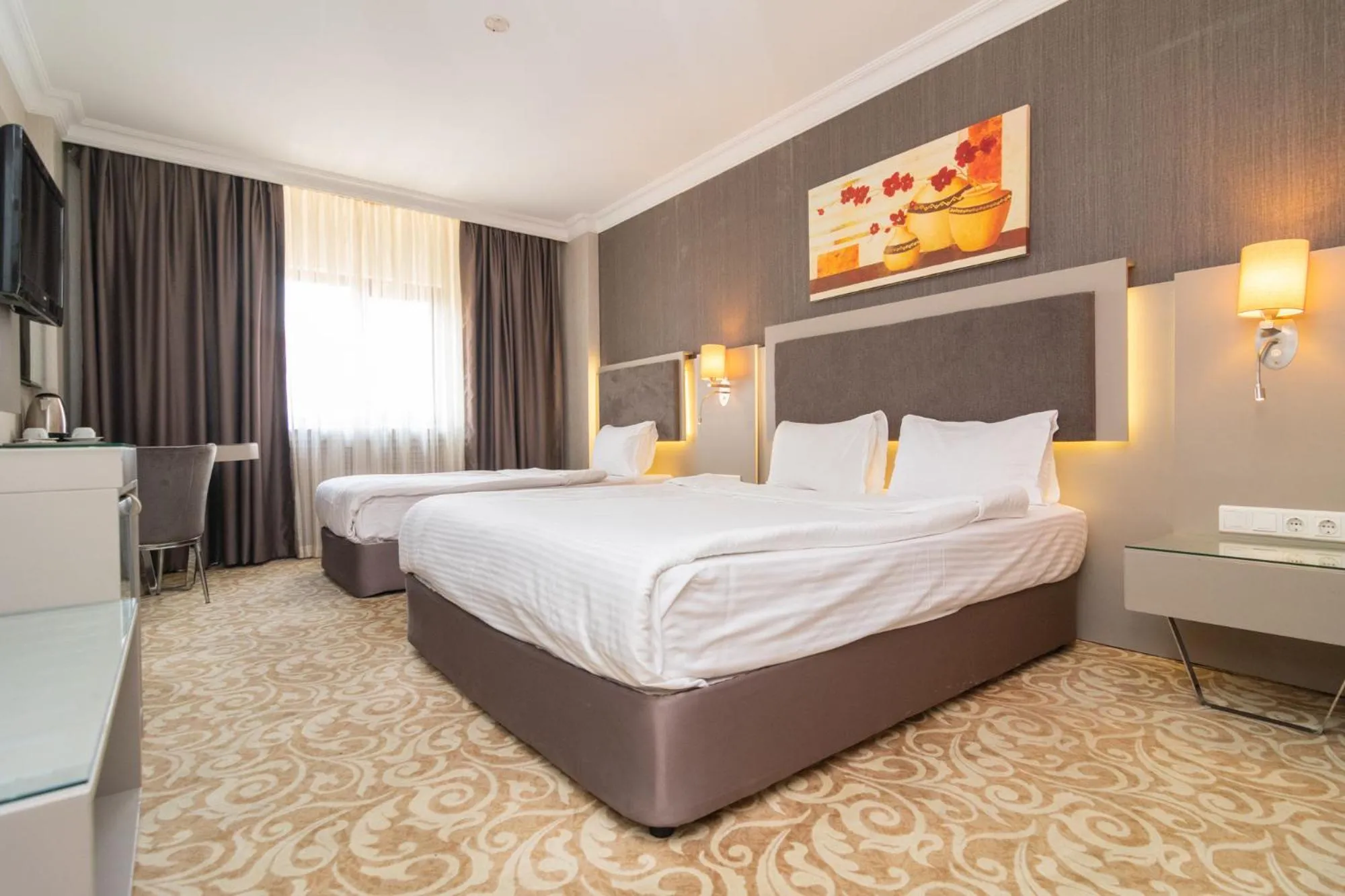 Bed in Asrin Park Hotel & Spa Convention Center