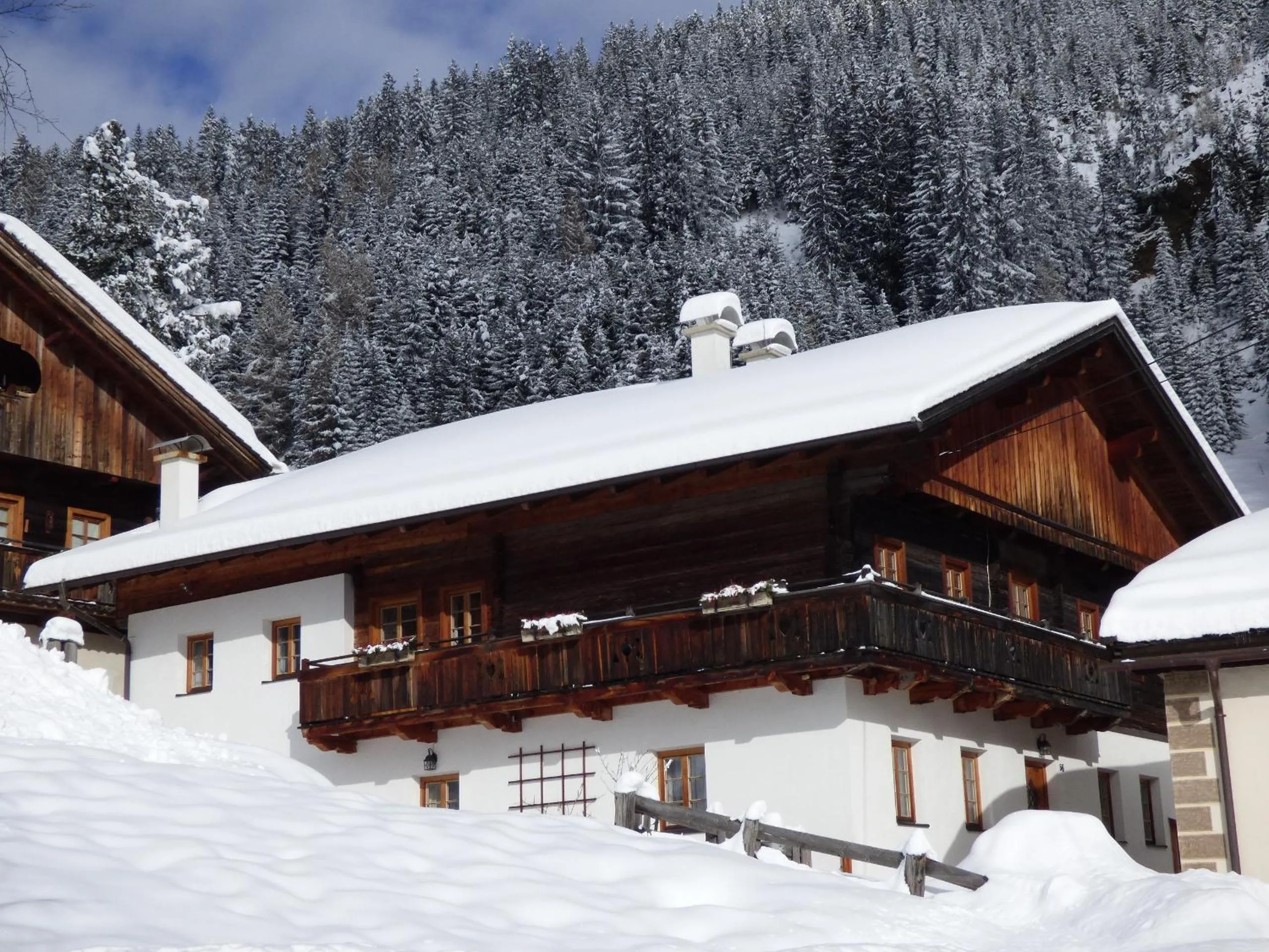 Property building in Ferienhaus Veider