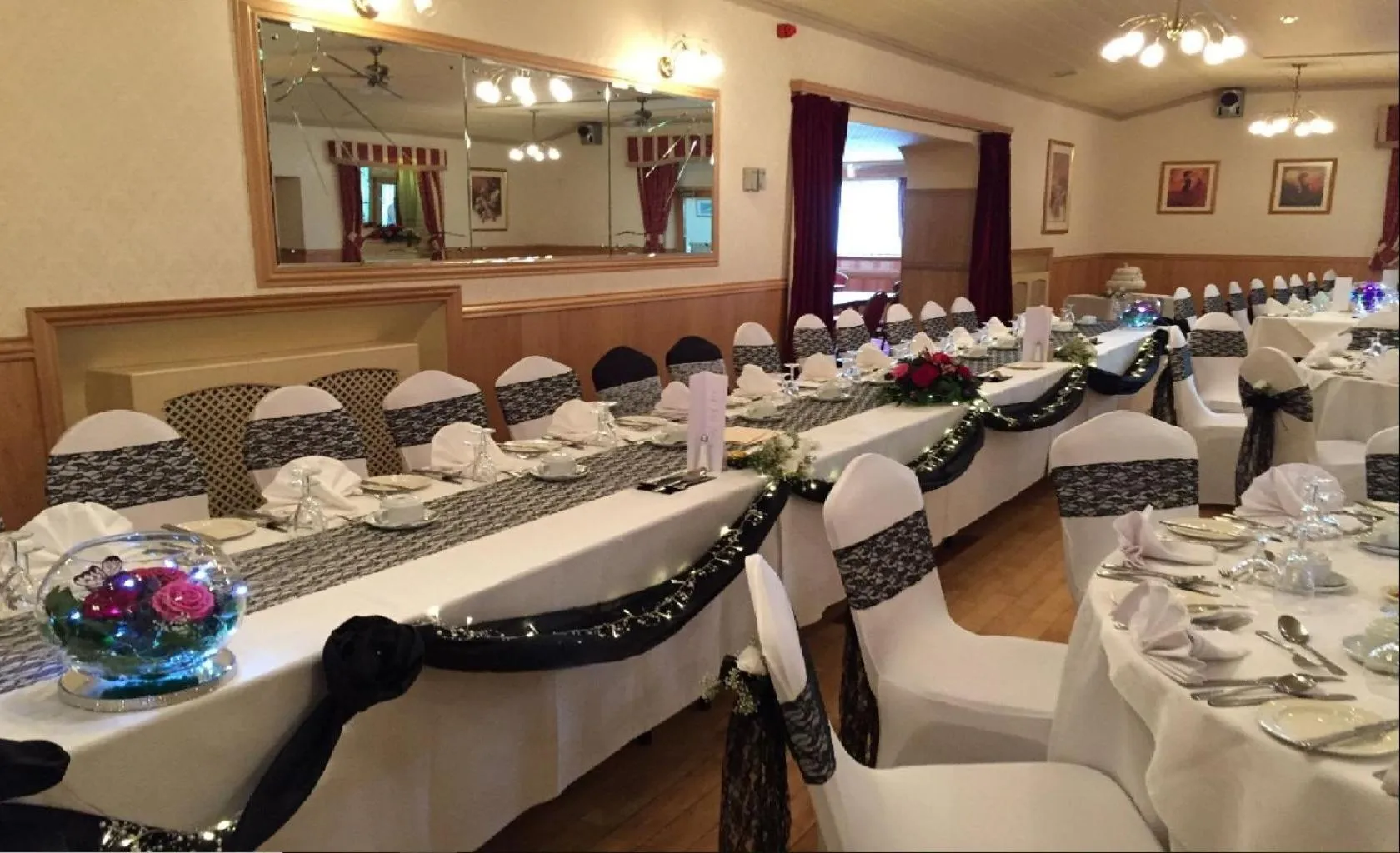 Dining area in Ban-Car Hotel