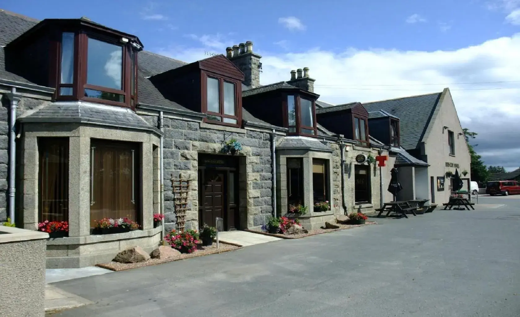 Property building in Ban-Car Hotel Property building in Ban-Car Hotel