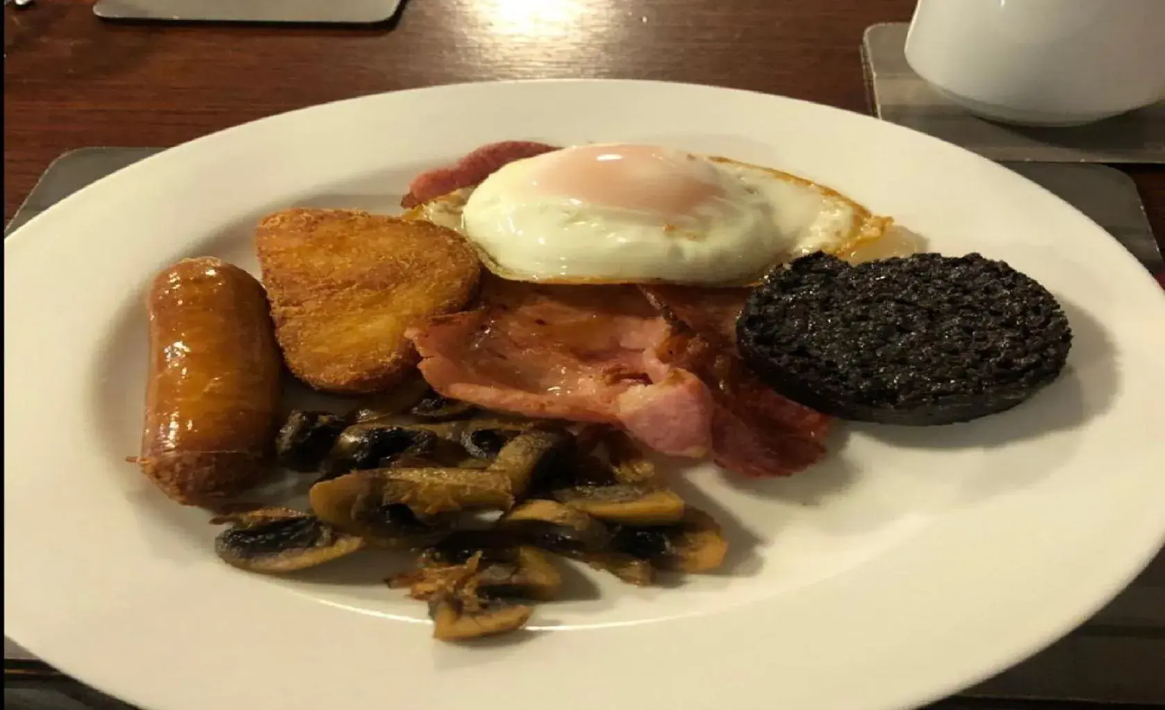 Dining area in Ban-Car Hotel Dining area in Ban-Car Hotel