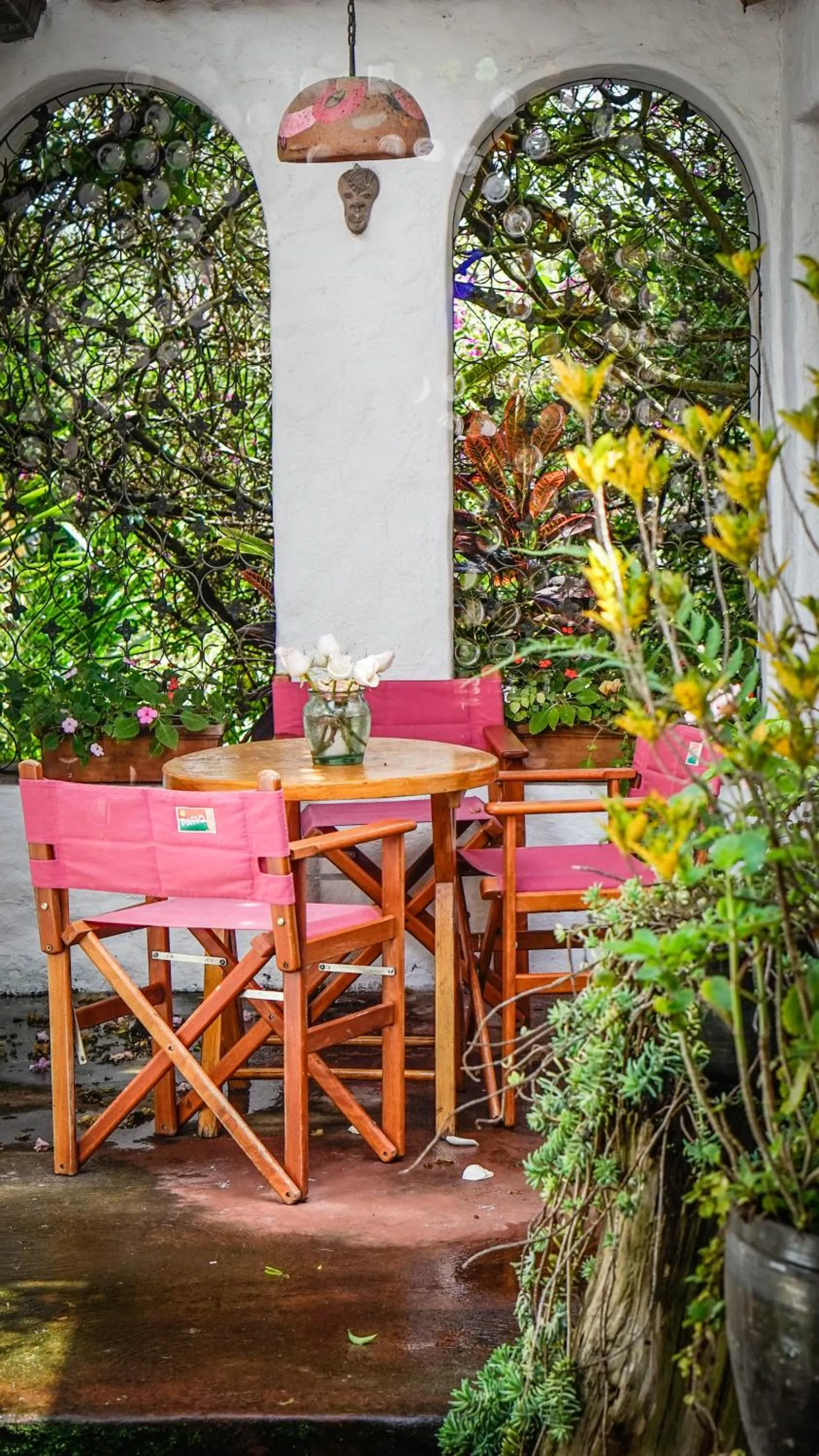 Restaurant/places to eat in Hosteria Museart Pantavi