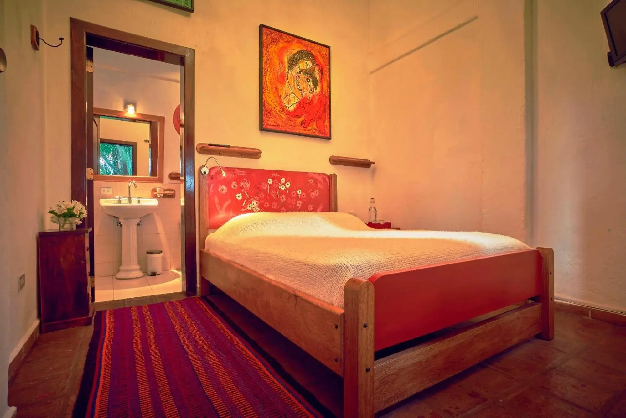 Small Double Room - single occupancy in Hosteria Museart Pantavi Small Double Room - single occupancy in Hosteria Museart Pantavi