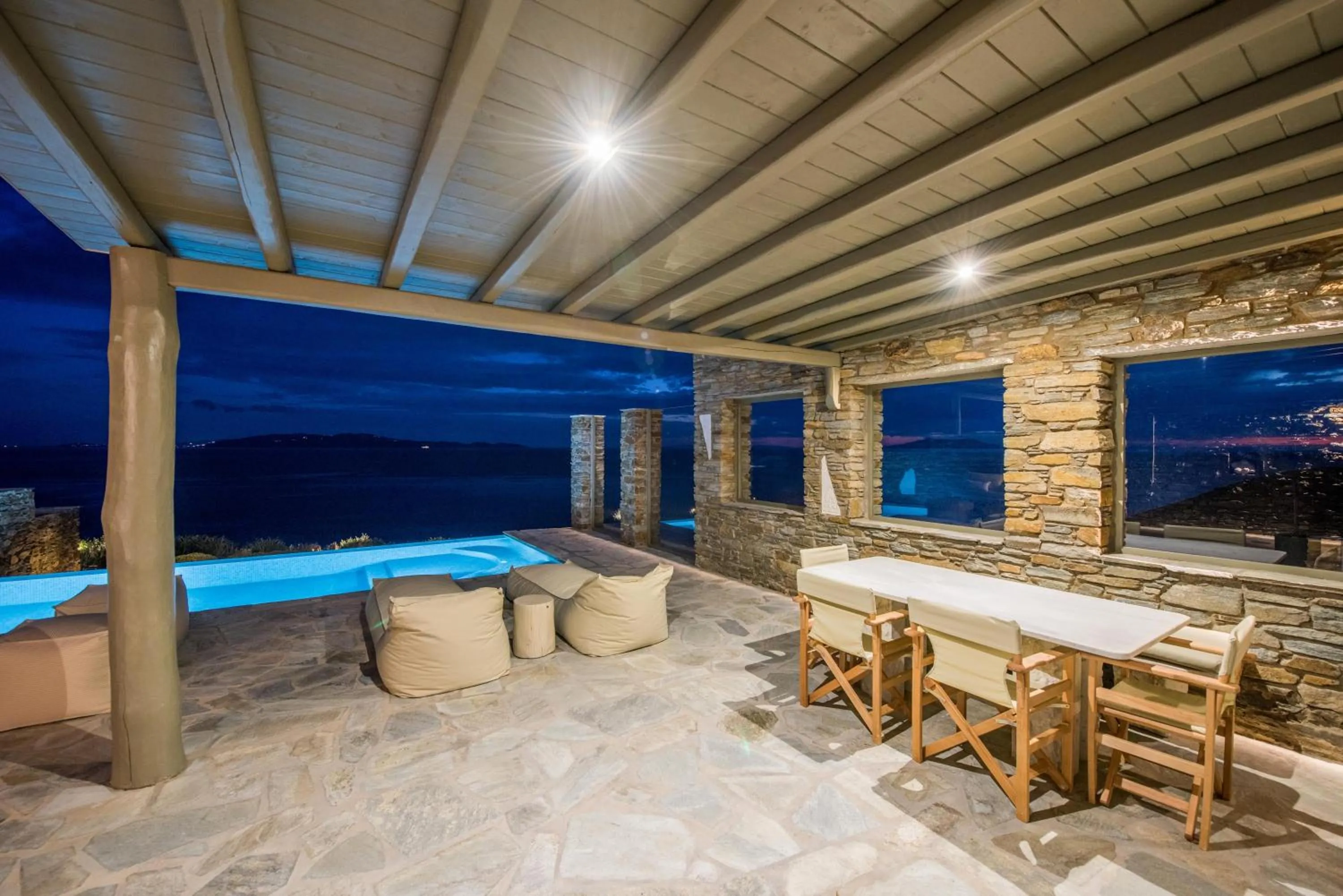 VATHI BLEU PRIVATE VILLAS