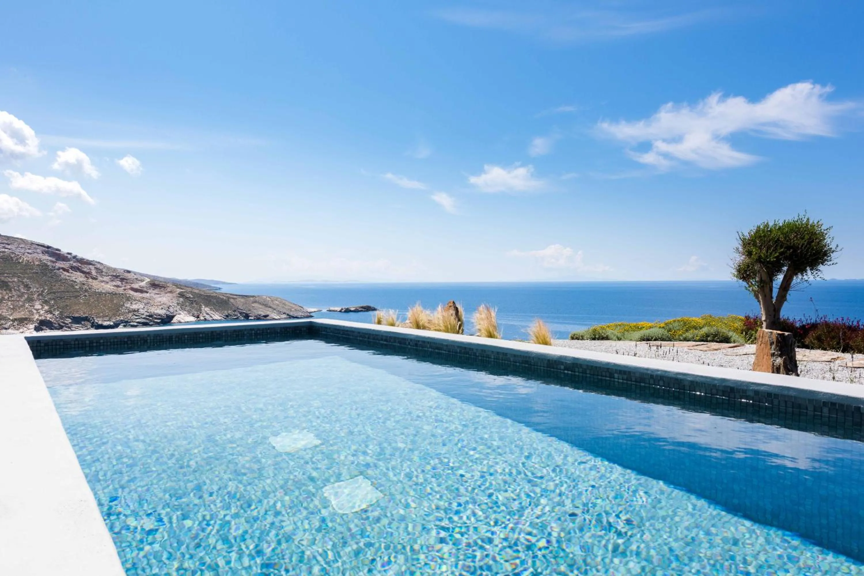VATHI BLEU PRIVATE VILLAS