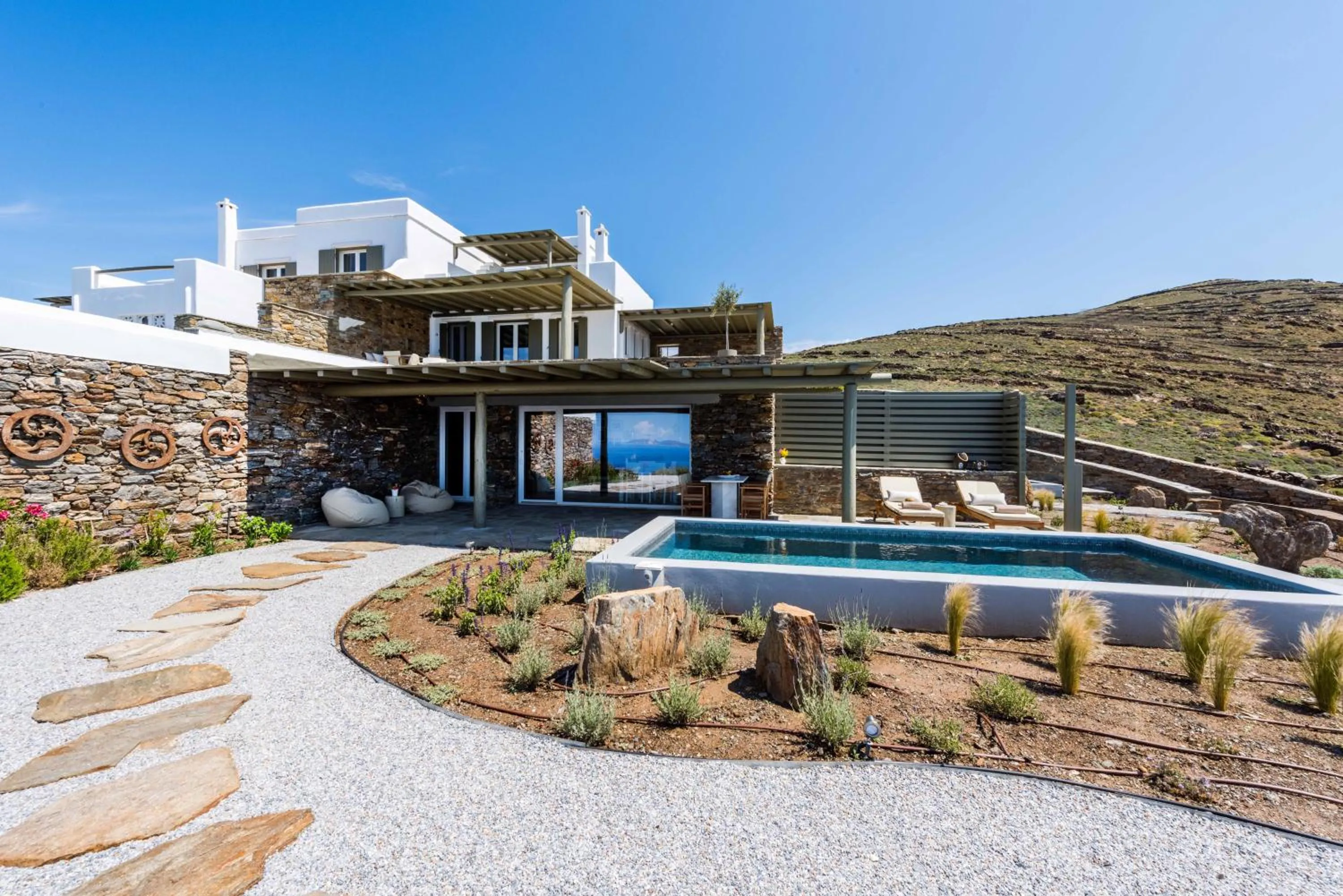VATHI BLEU PRIVATE VILLAS