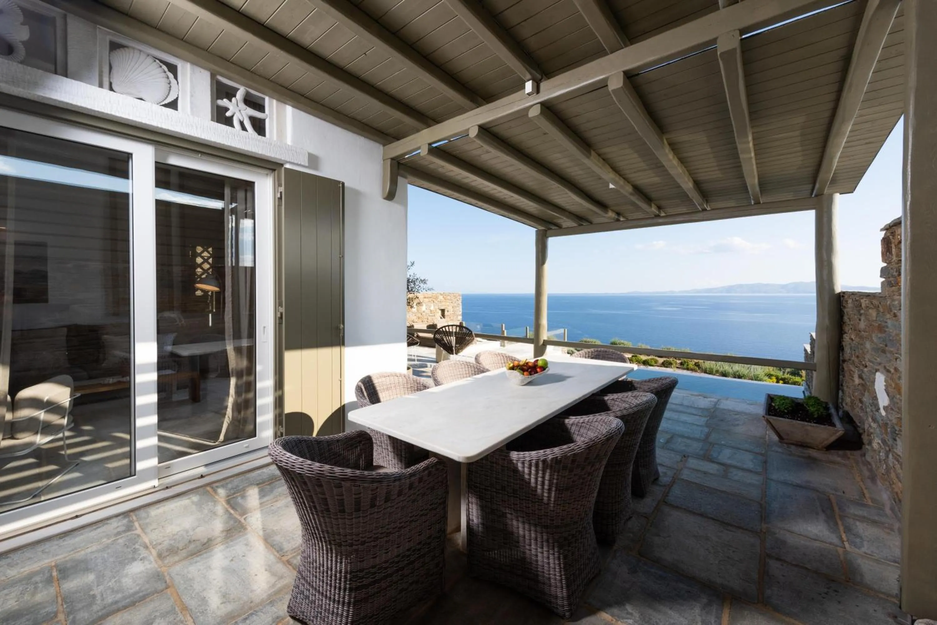VATHI BLEU PRIVATE VILLAS