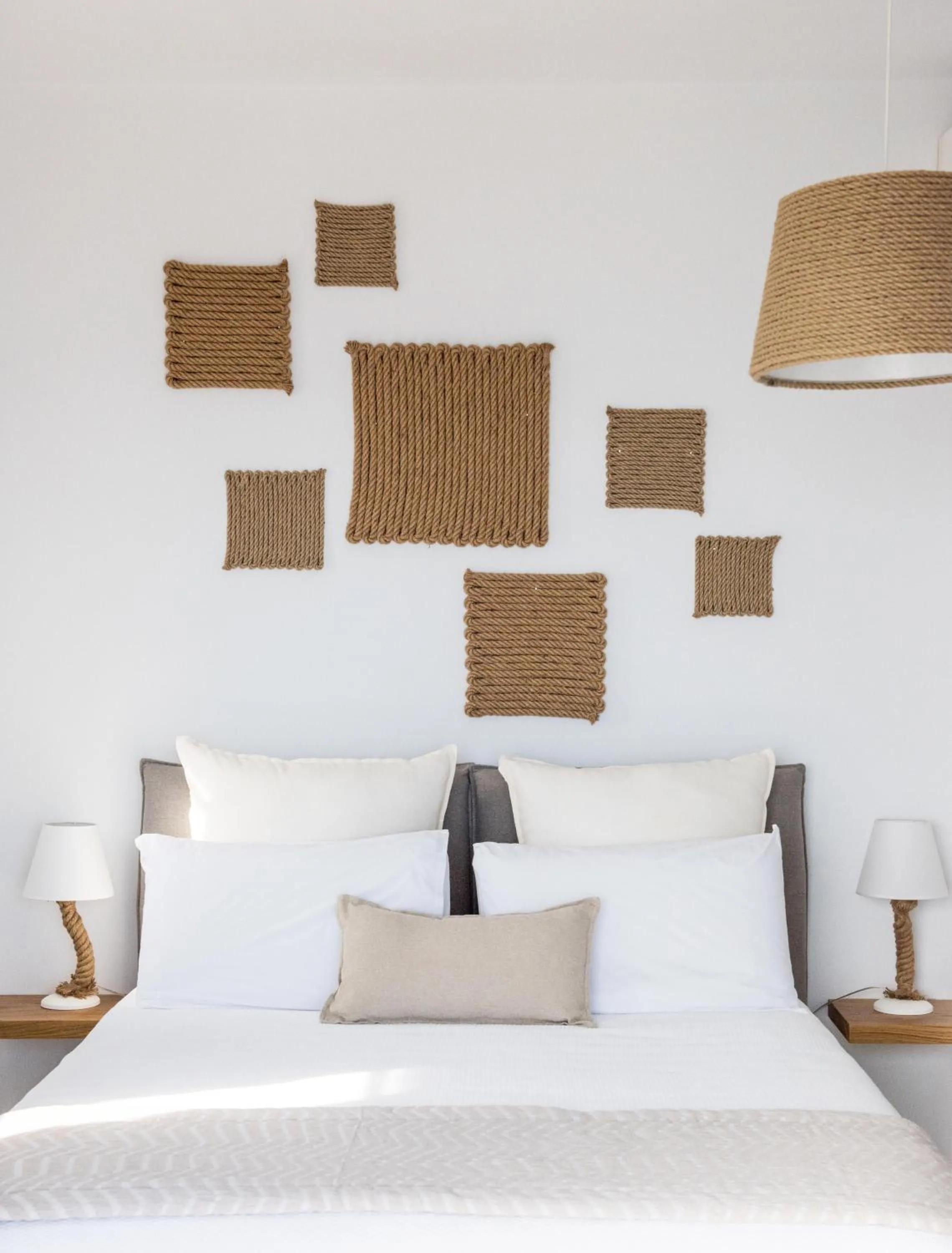 Bed in VATHI BLEU PRIVATE VILLAS