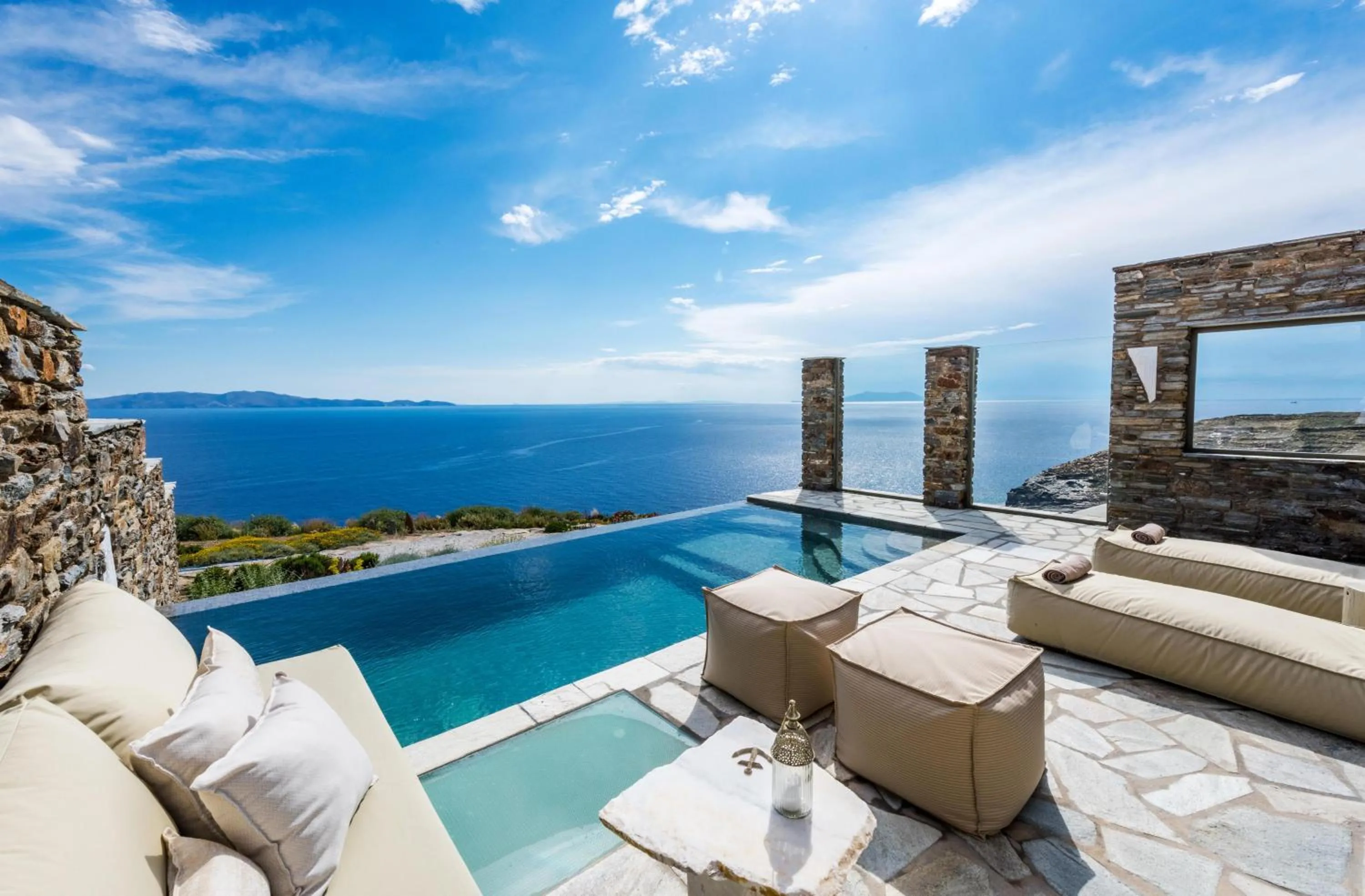 VATHI BLEU PRIVATE VILLAS