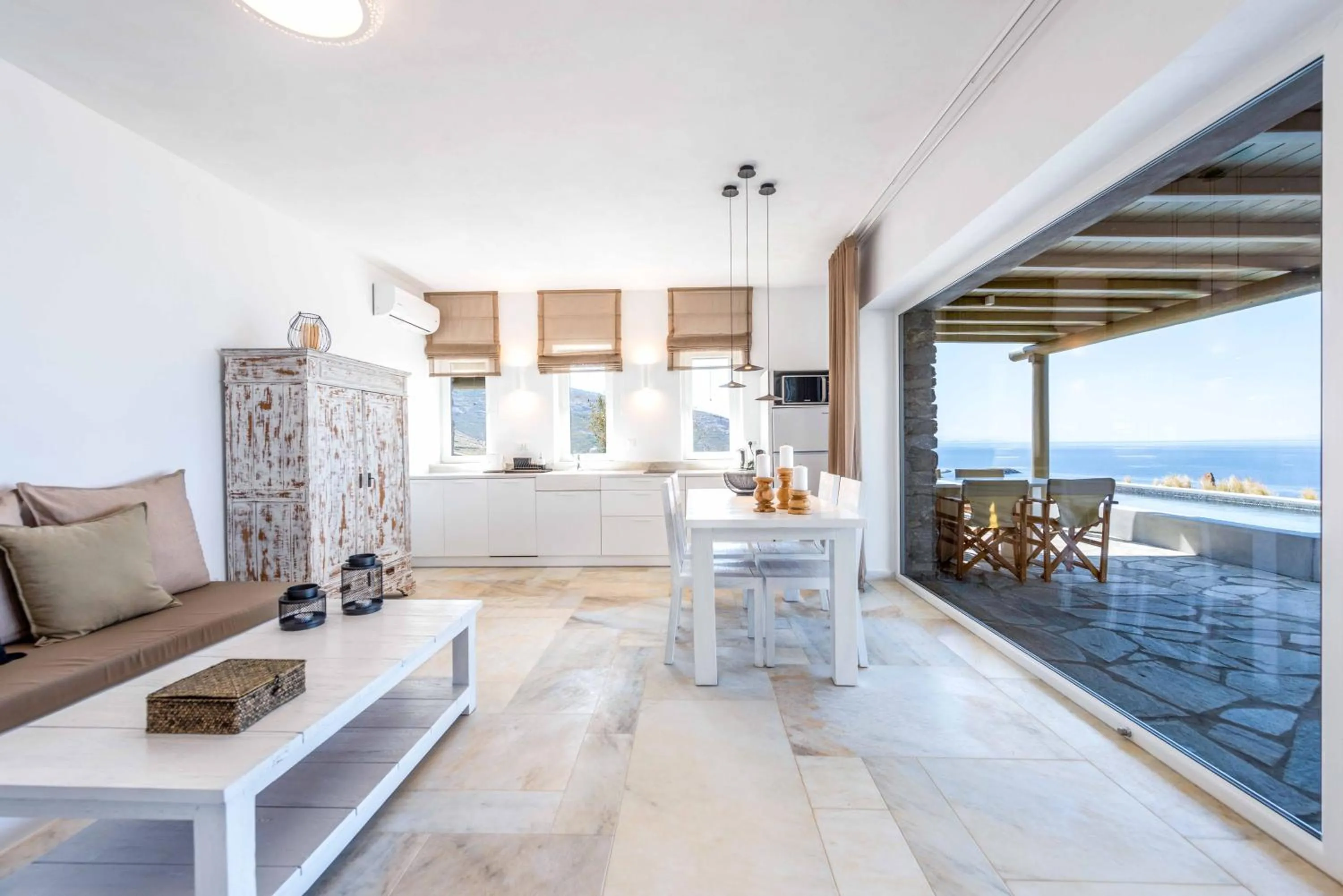 VATHI BLEU PRIVATE VILLAS