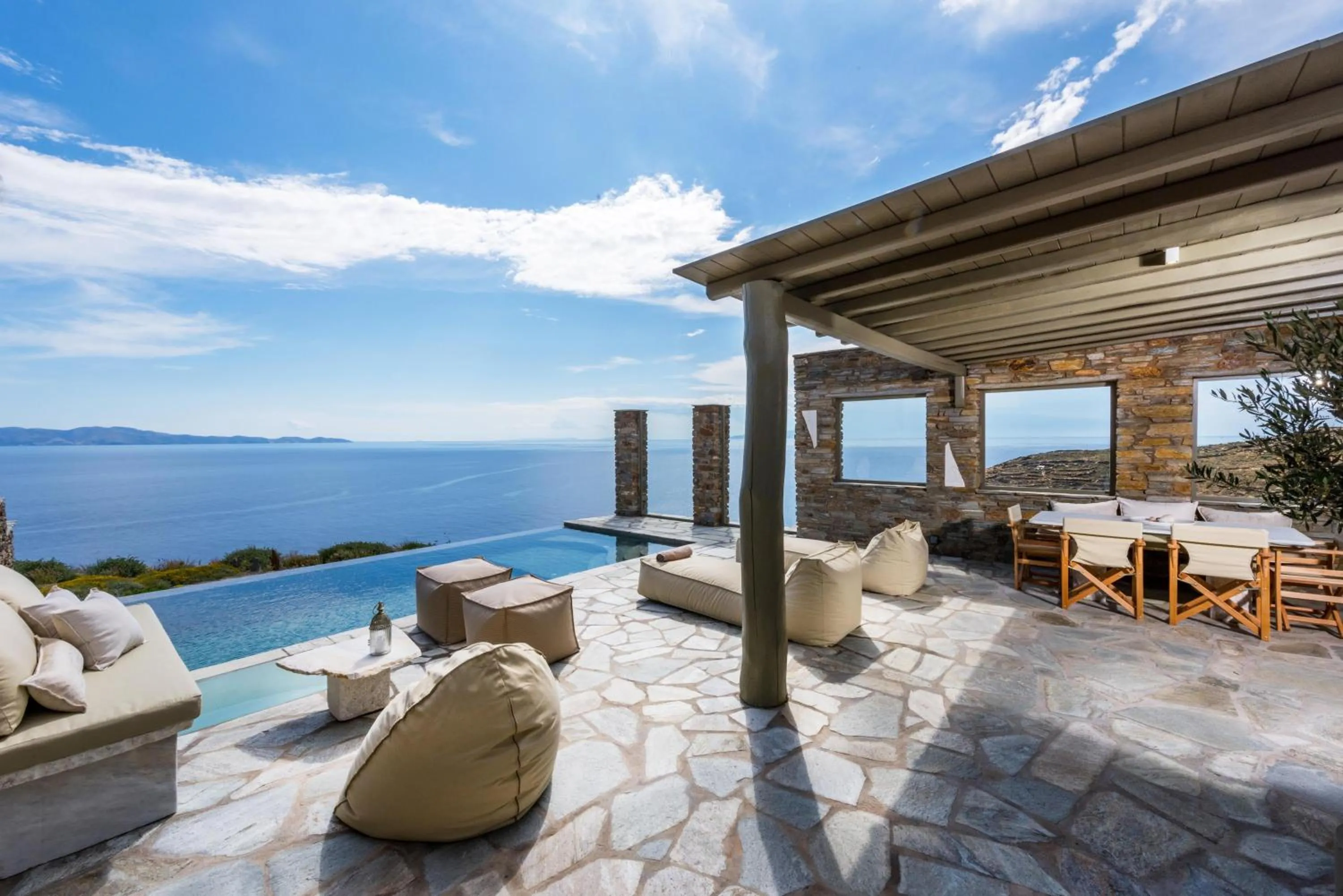 VATHI BLEU PRIVATE VILLAS