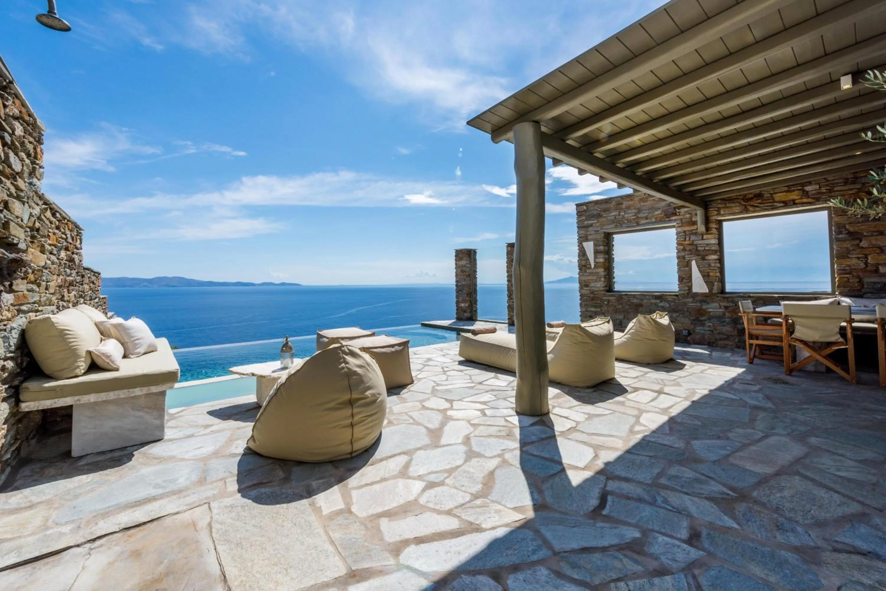 VATHI BLEU PRIVATE VILLAS
