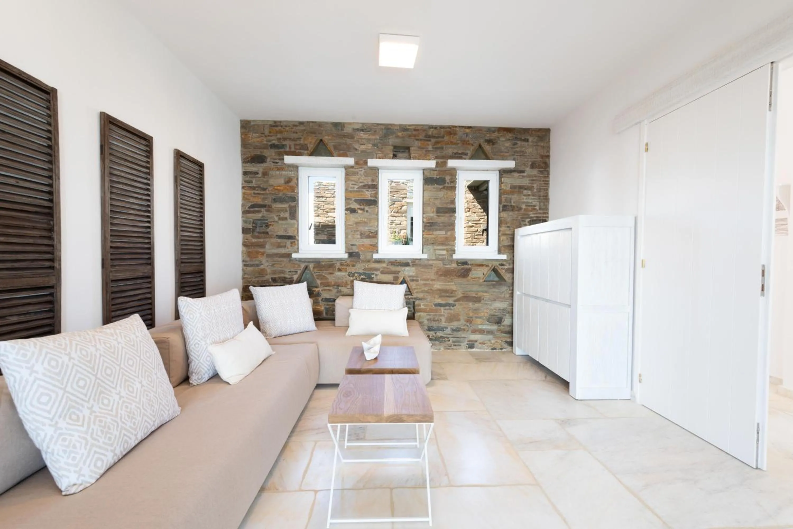 VATHI BLEU PRIVATE VILLAS